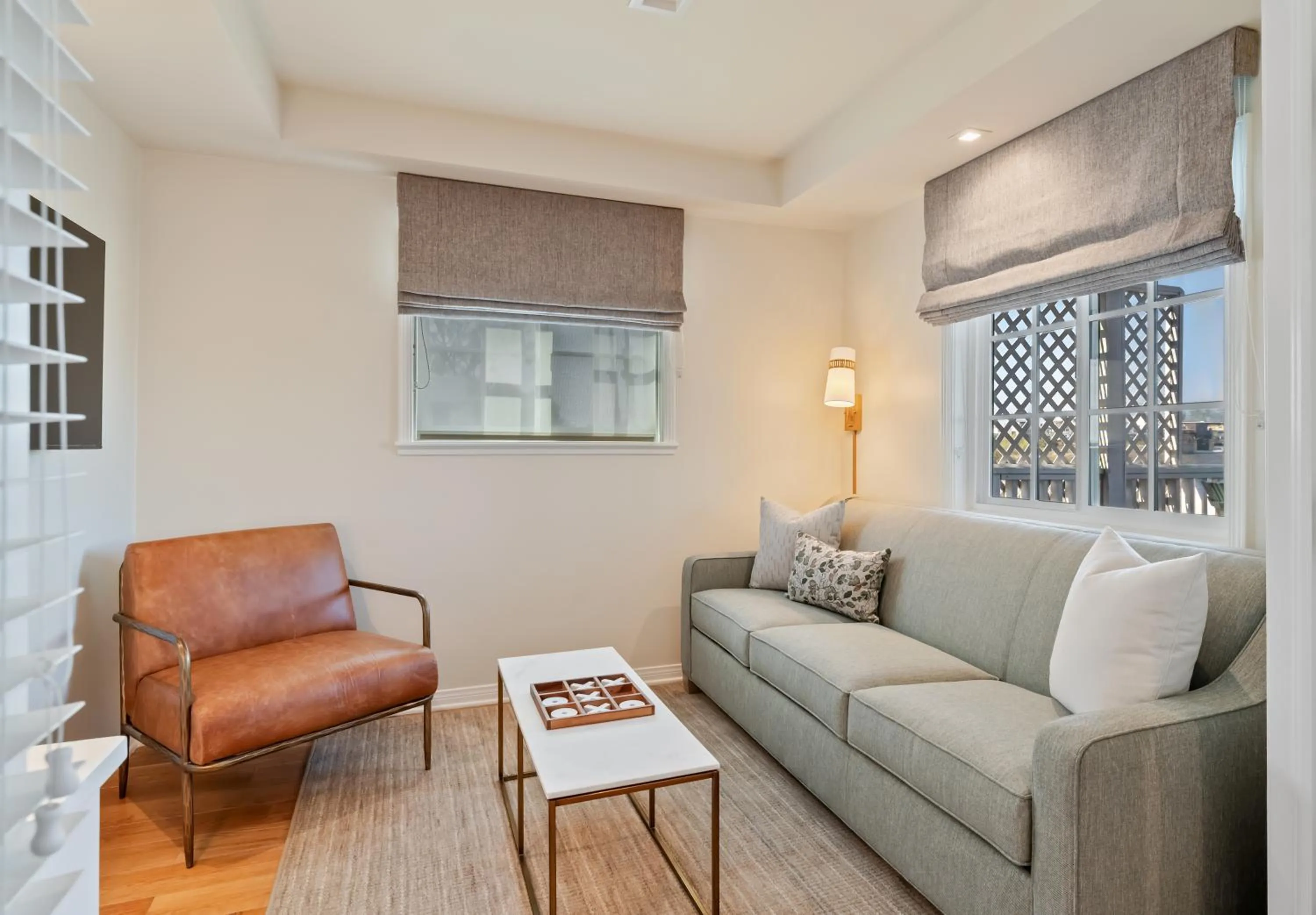 Seating area in Inn at Playa del Rey