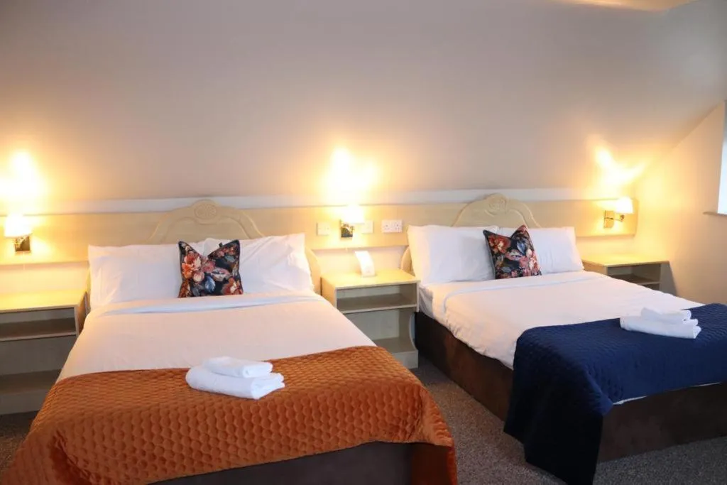 Bed in Hillview Lodge