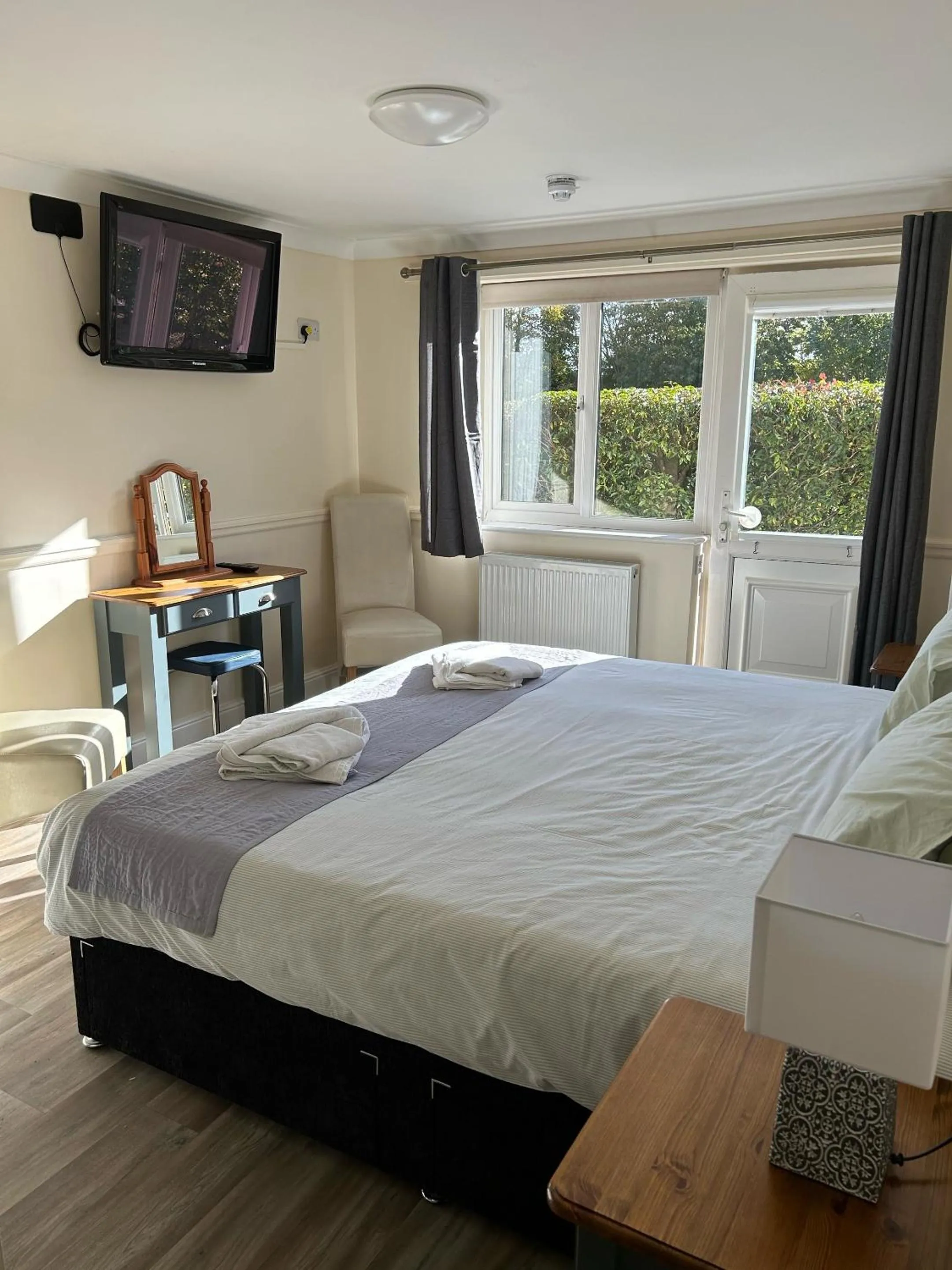 Standard Double Room in Halfway House Inn Country Lodge