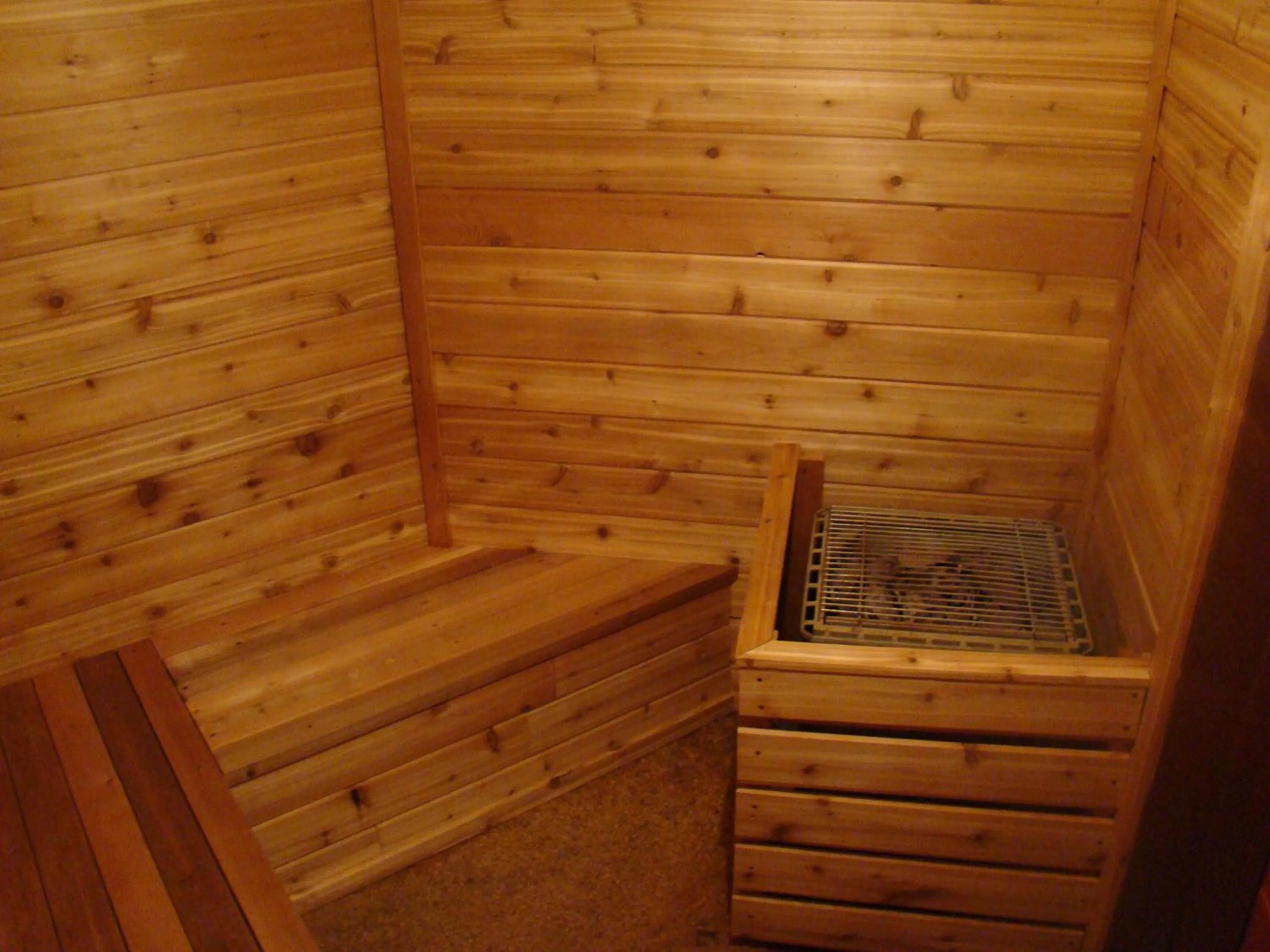 Spa and wellness centre/facilities in Boarders Inn & Suites by Cobblestone Hotels - Faribault