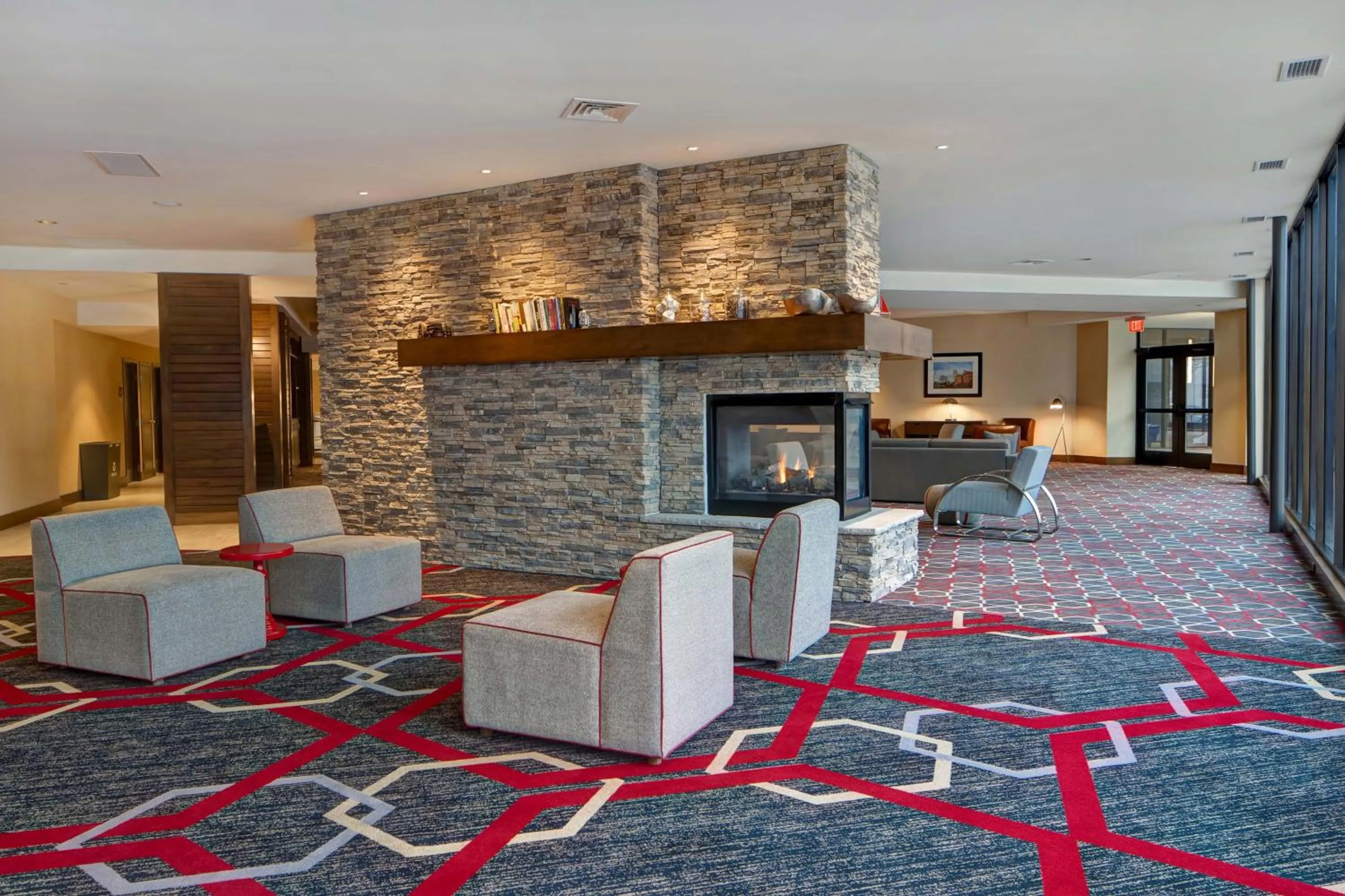 Lobby or reception in Four Points by Sheraton Peoria
