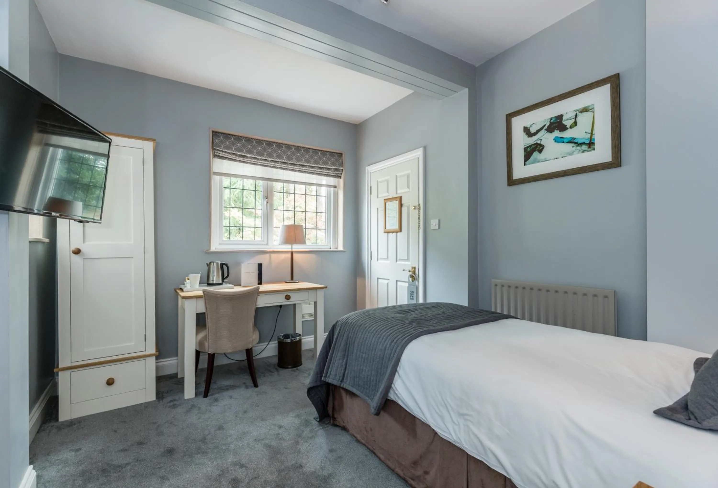 Bed in Gorse Hill Hotel