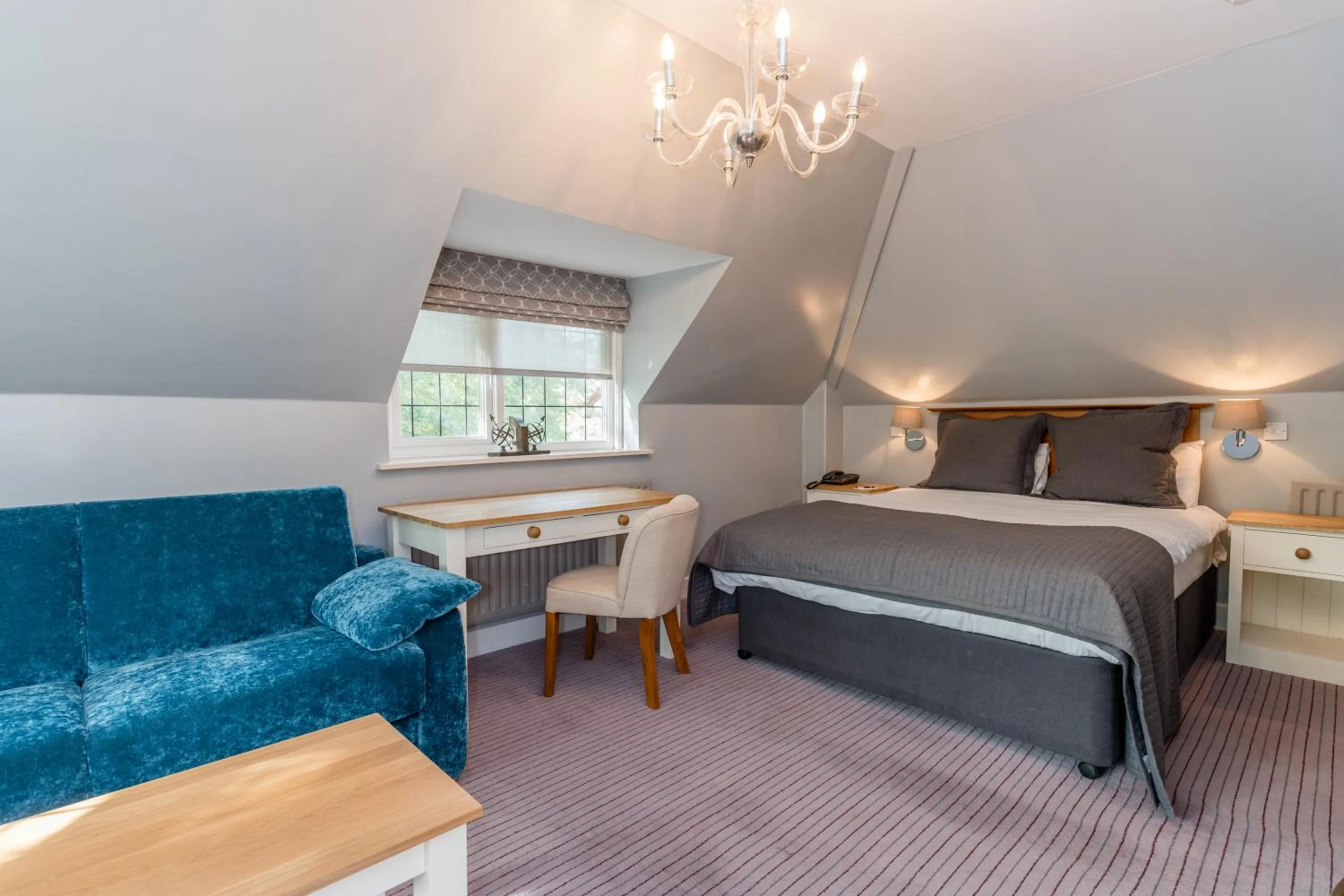 Bedroom, Bed in Gorse Hill Hotel