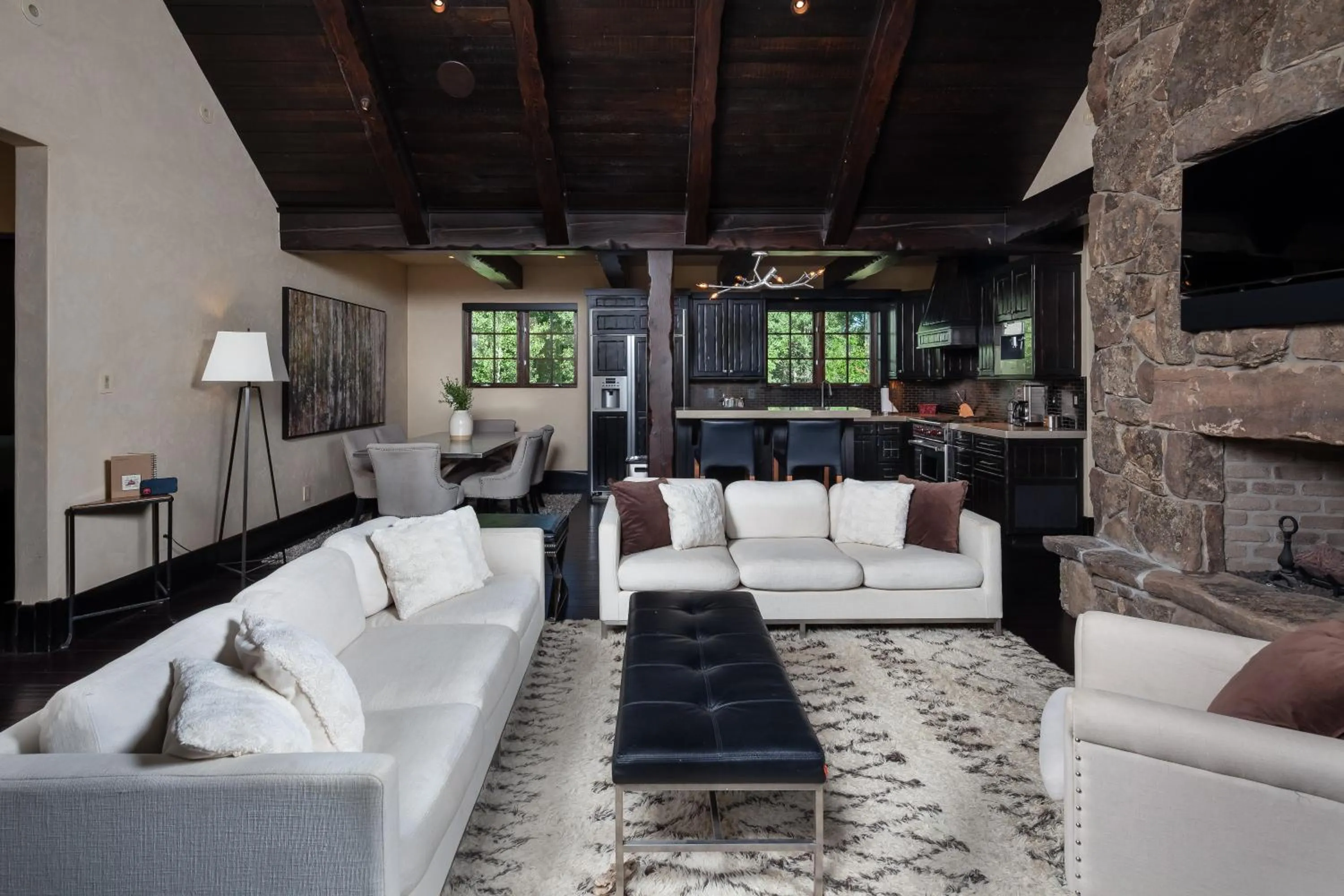Living room in Lodge at Whitefish Lake