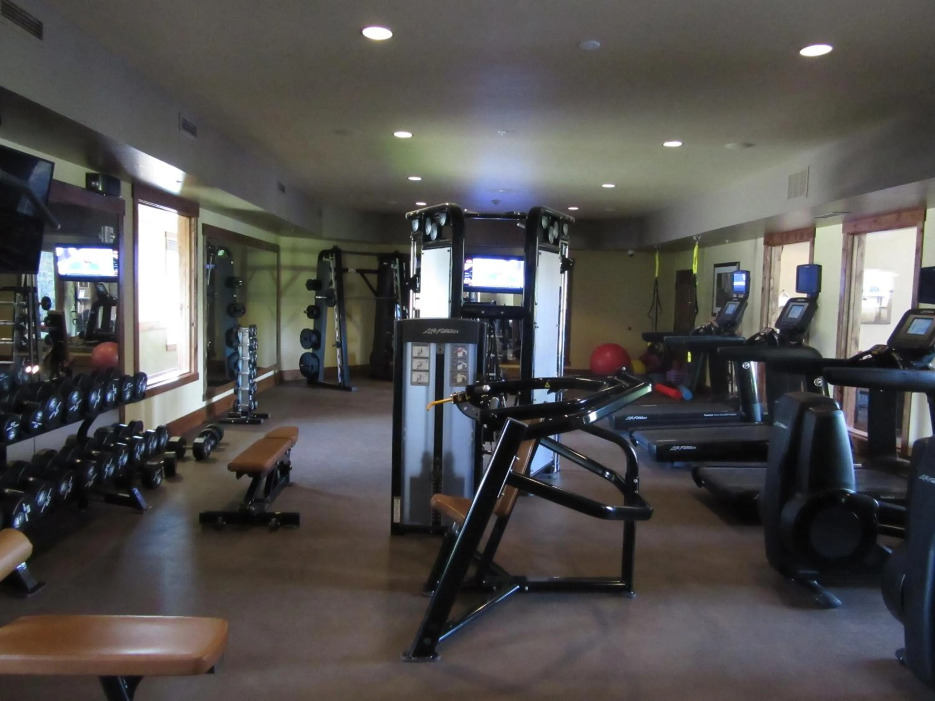 Fitness centre/facilities in Lodge at Whitefish Lake