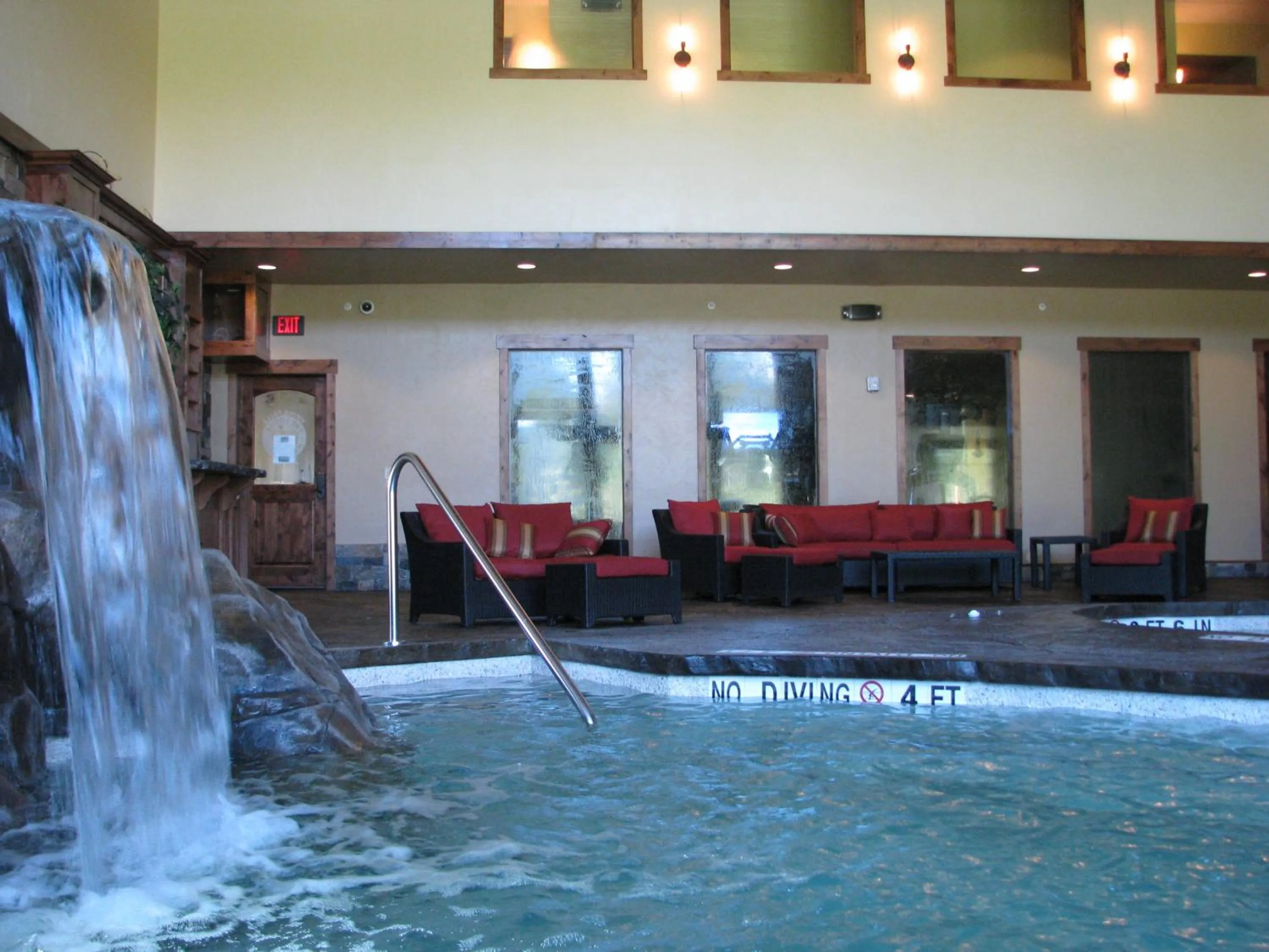Swimming pool in Lodge at Whitefish Lake
