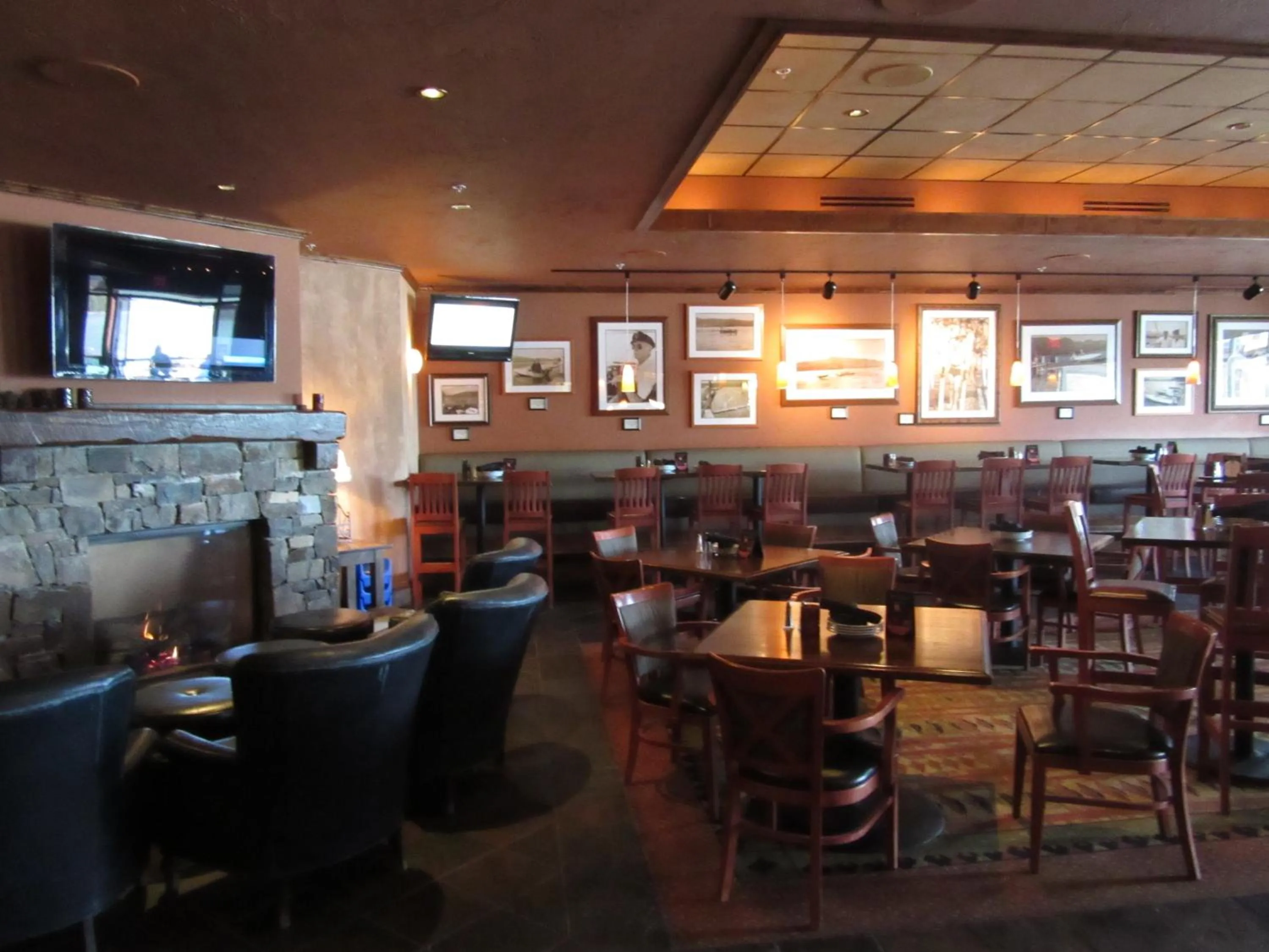 Restaurant/places to eat in Lodge at Whitefish Lake