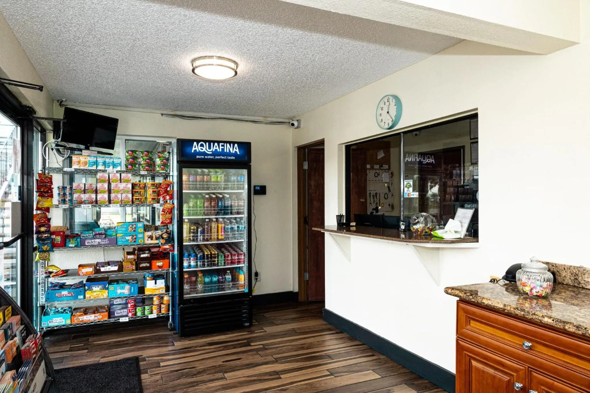 Lobby or reception in Sumner Motor Inn