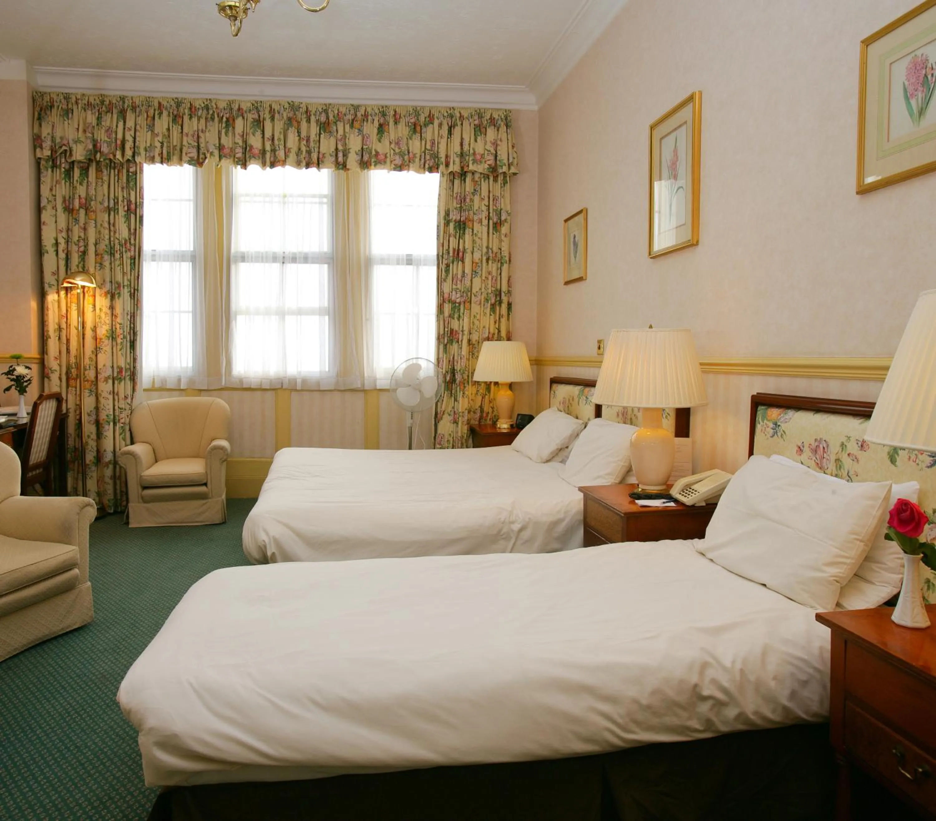 Bed in Hotel Prince Regent