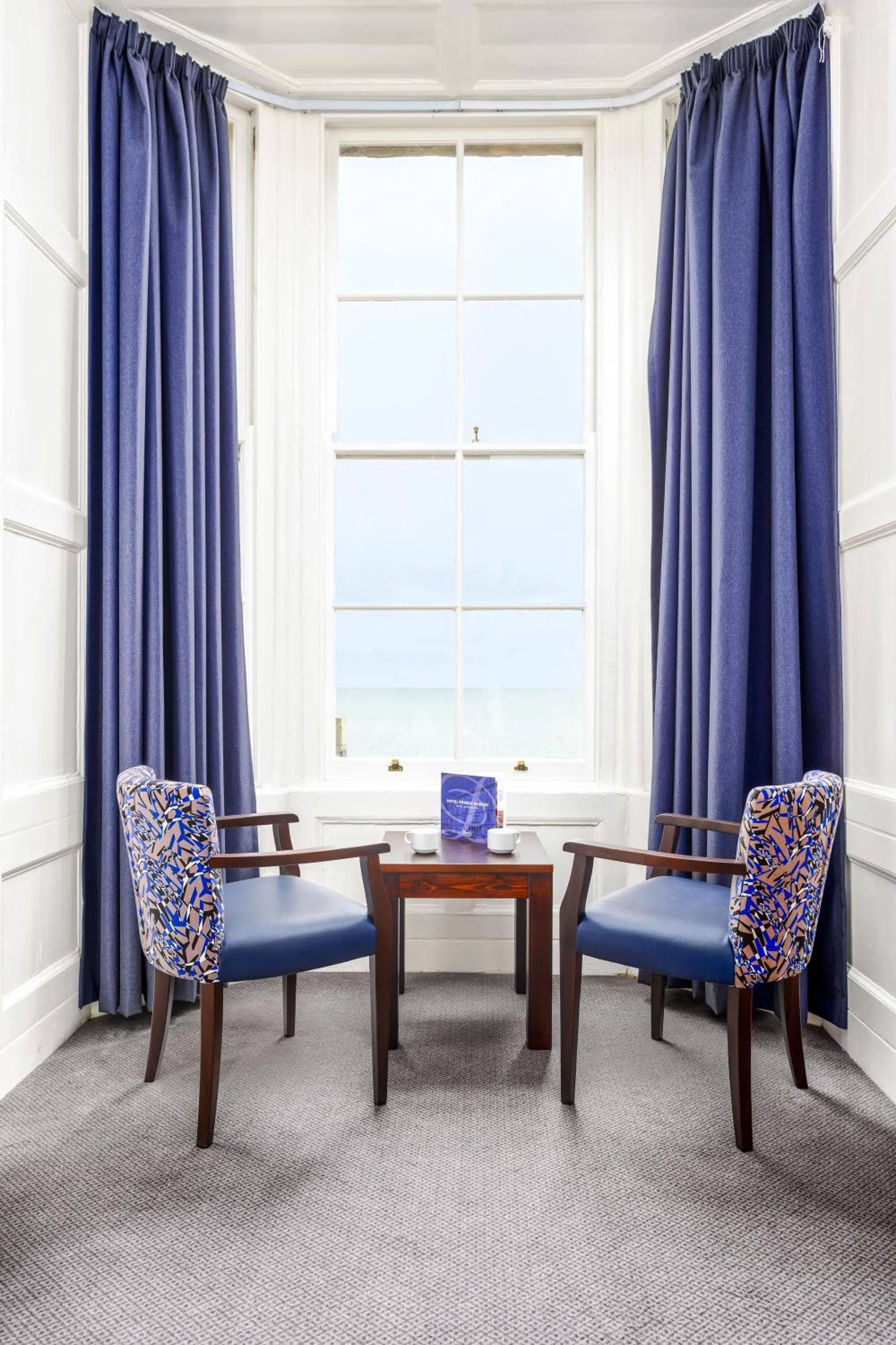 Seating area in Hotel Prince Regent