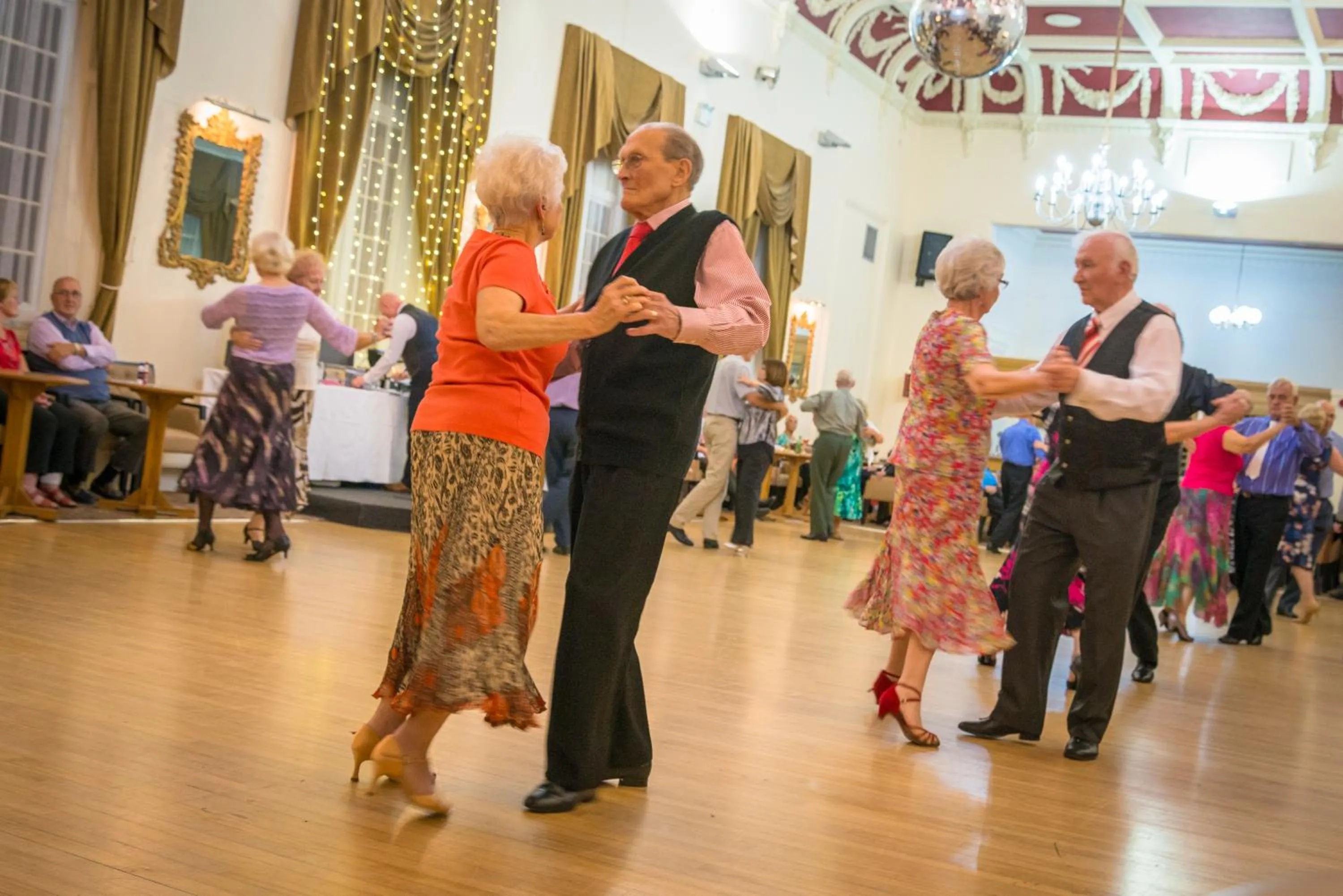 People in Hotel Prince Regent