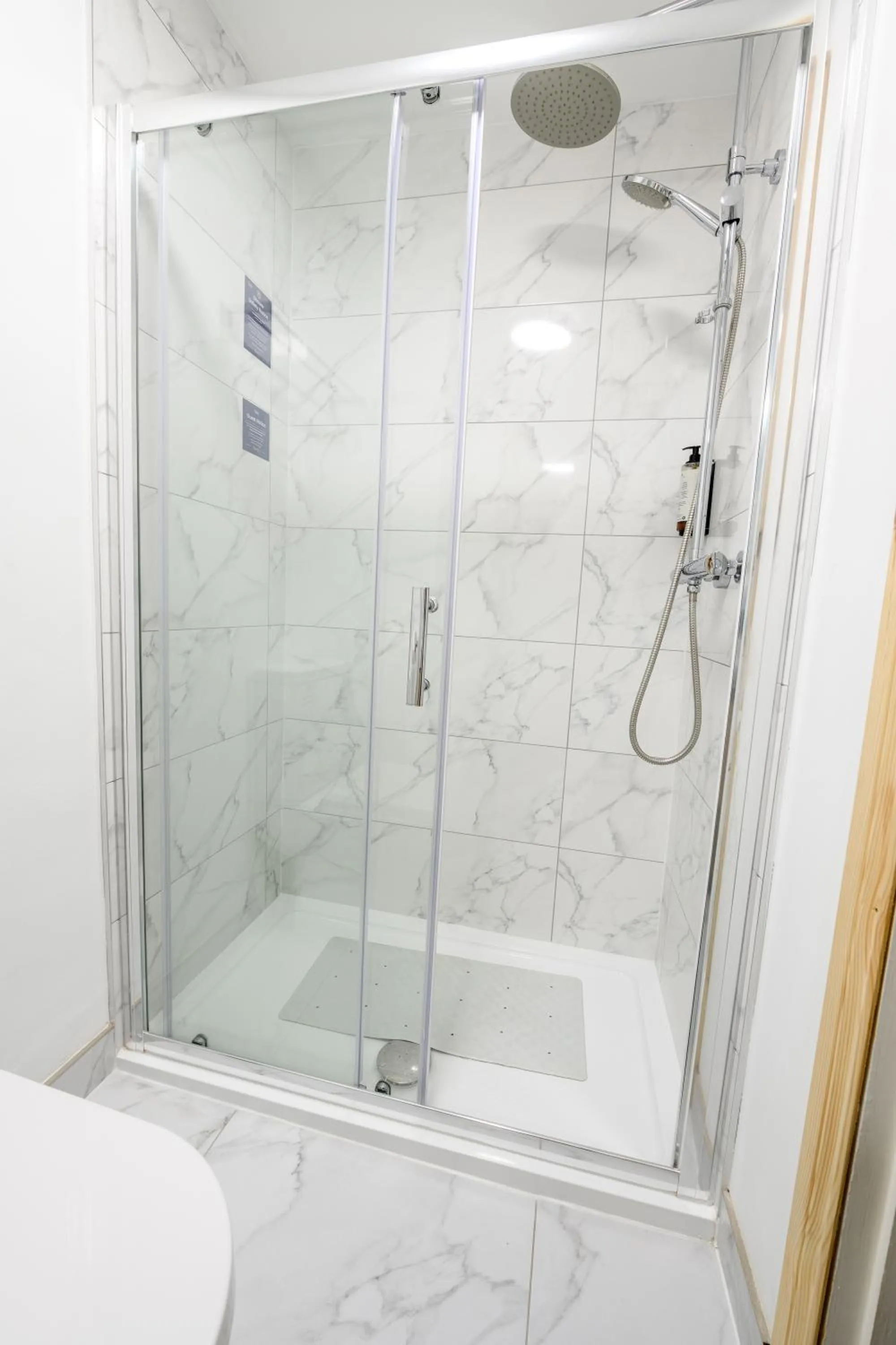 Bathroom in Hotel Prince Regent