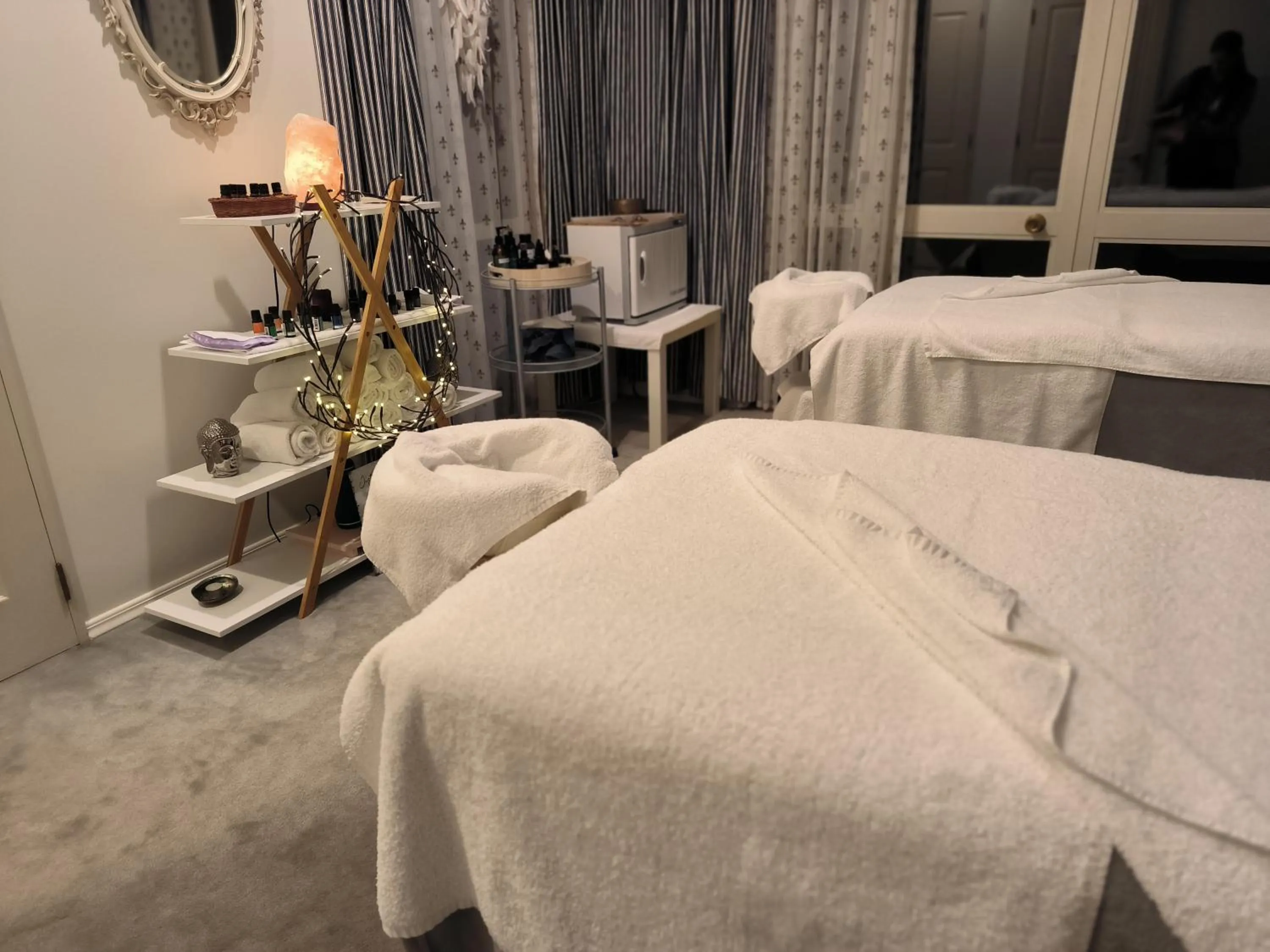 Massage, Bed in Vibrant Living Retreat