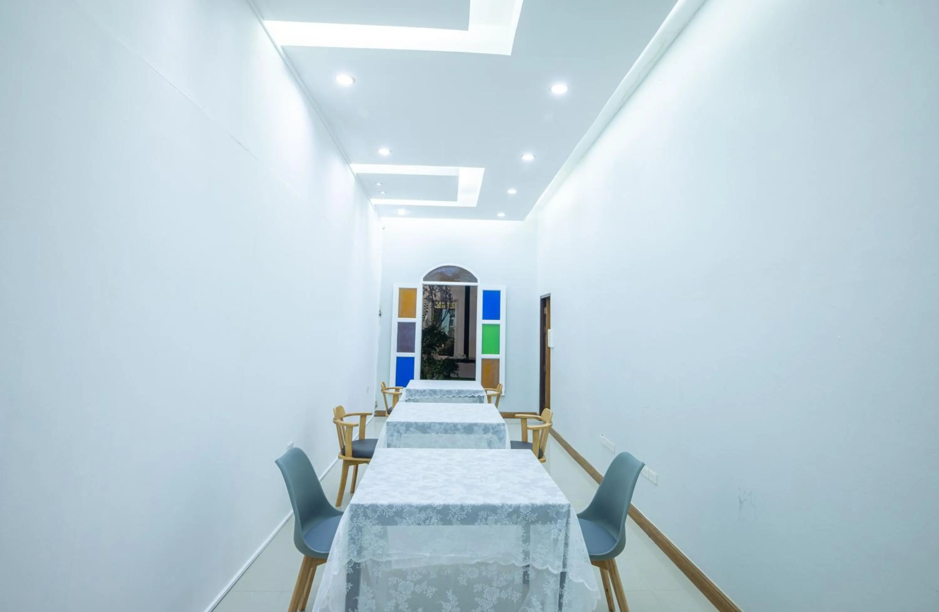 Communal lounge/ TV room in Blue Carina Hotel Phuket