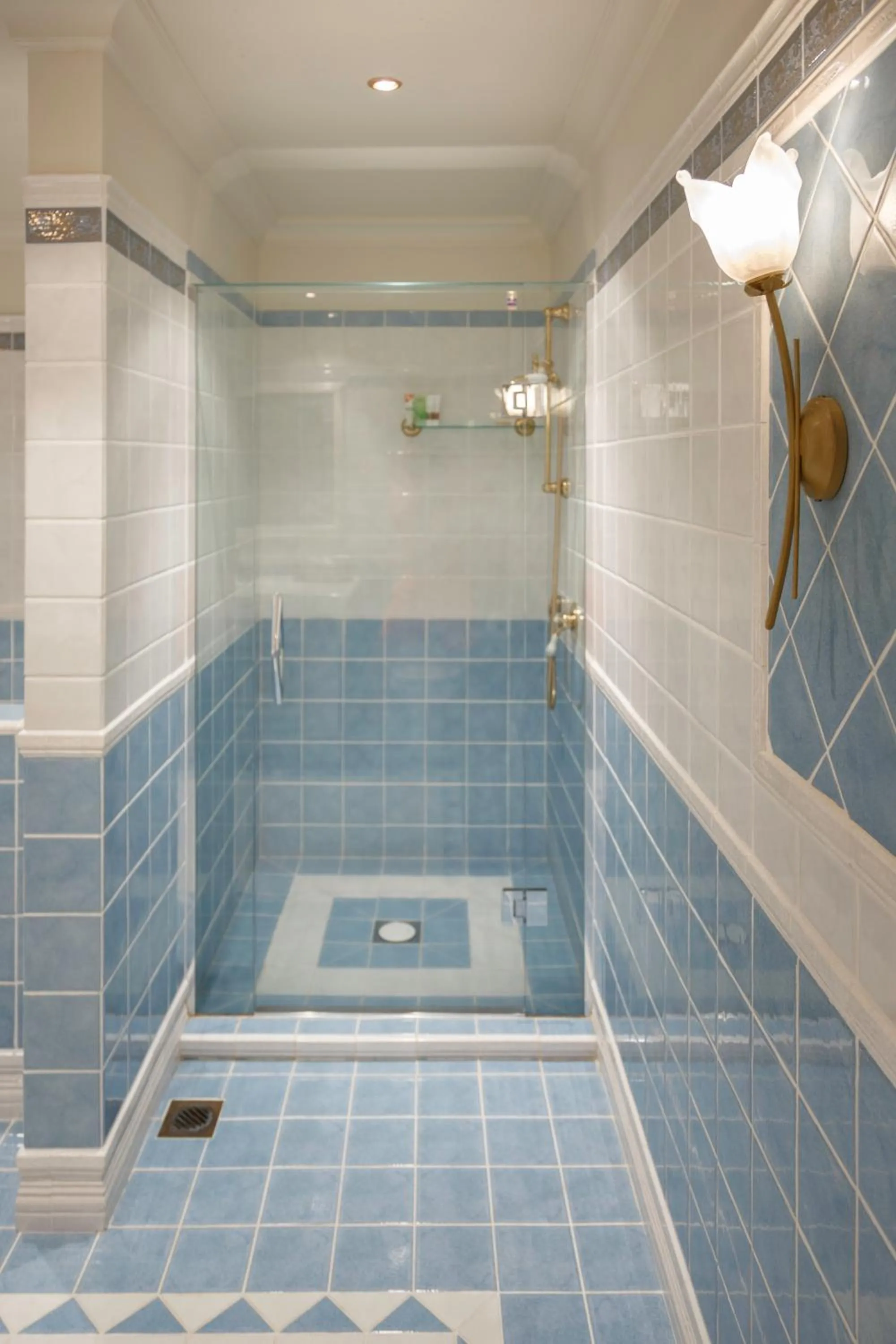 Bathroom in Lake Karapiro Lodge