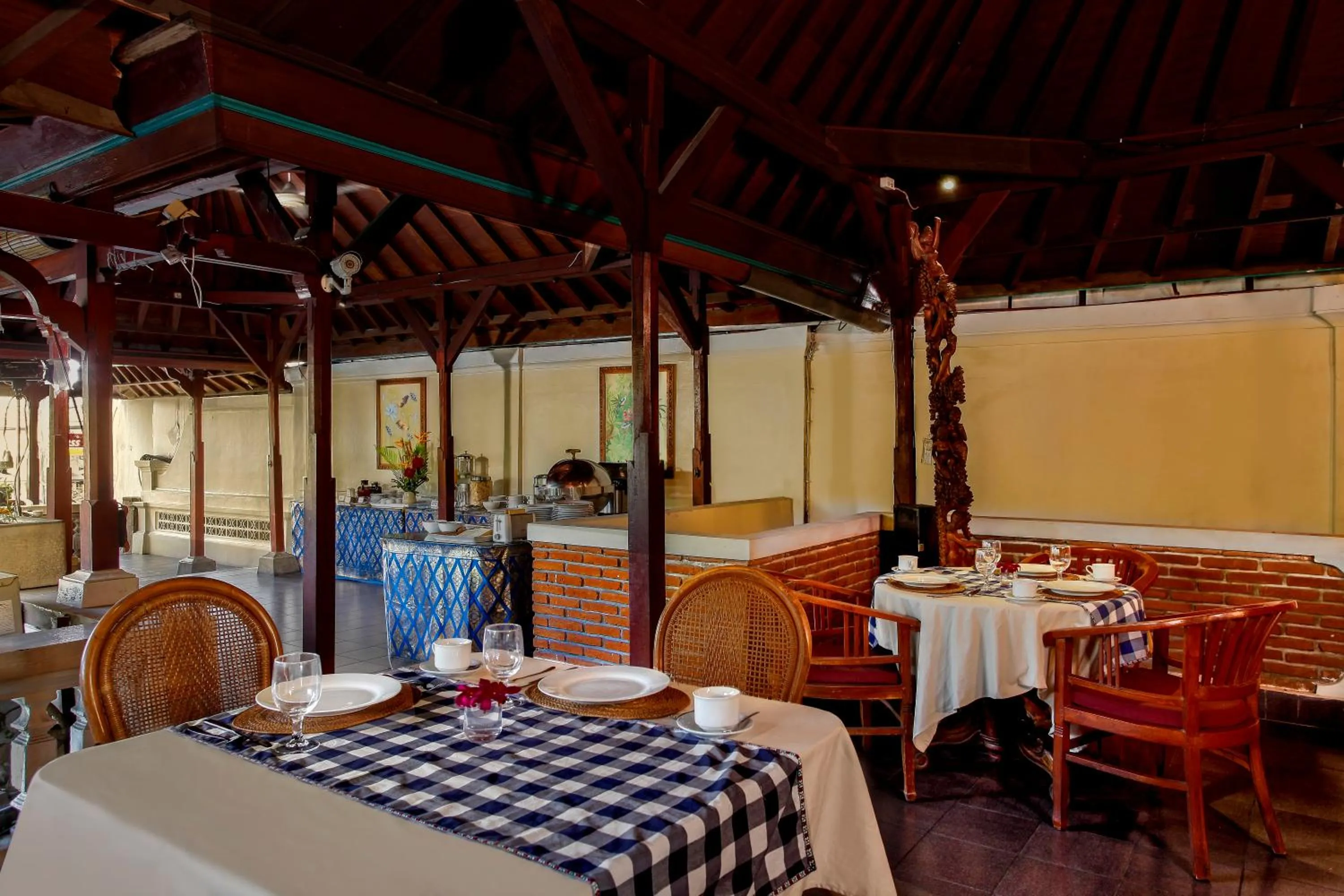 Restaurant/places to eat in Restu Bali Hotel