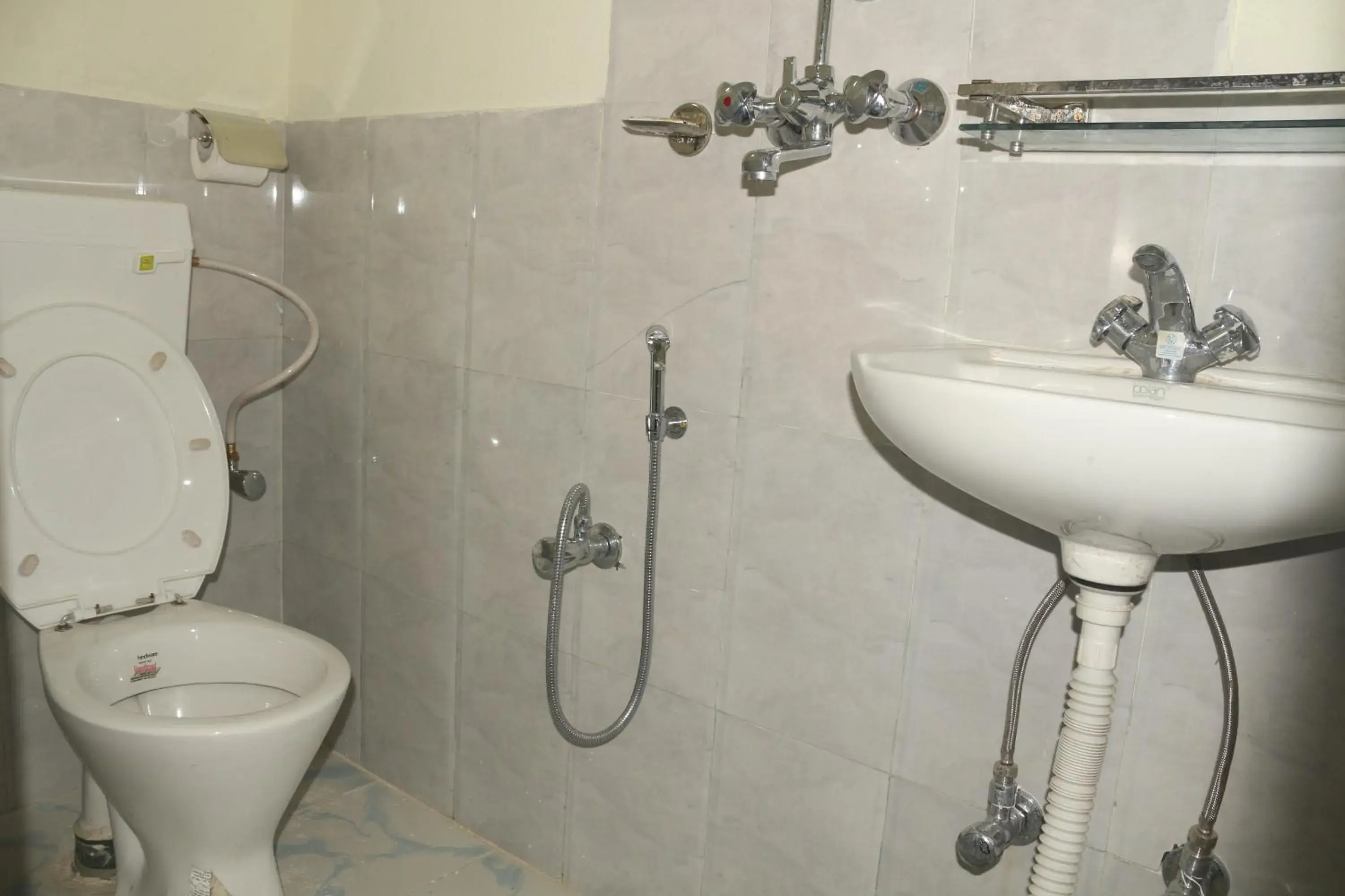 Double Room with Private Bathroom - single occupancy in Gurkha Lodge Double Room with Private Bathroom - single occupancy in Gurkha Lodge