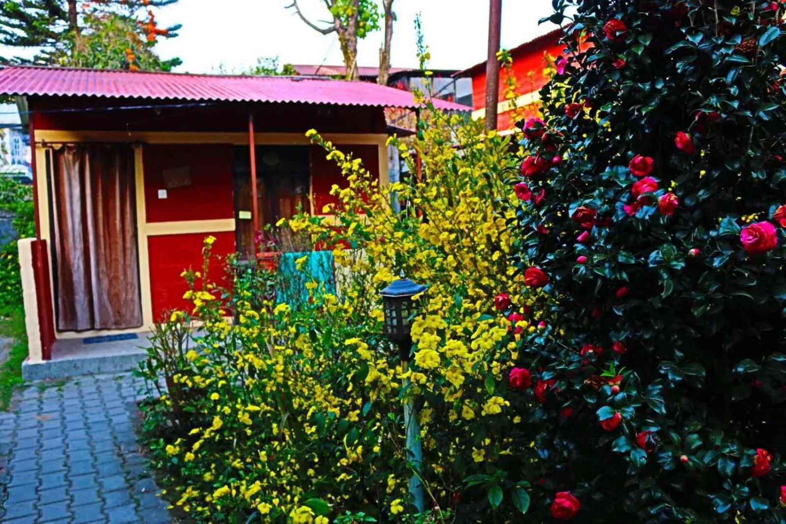 Facade/entrance in Gurkha Lodge