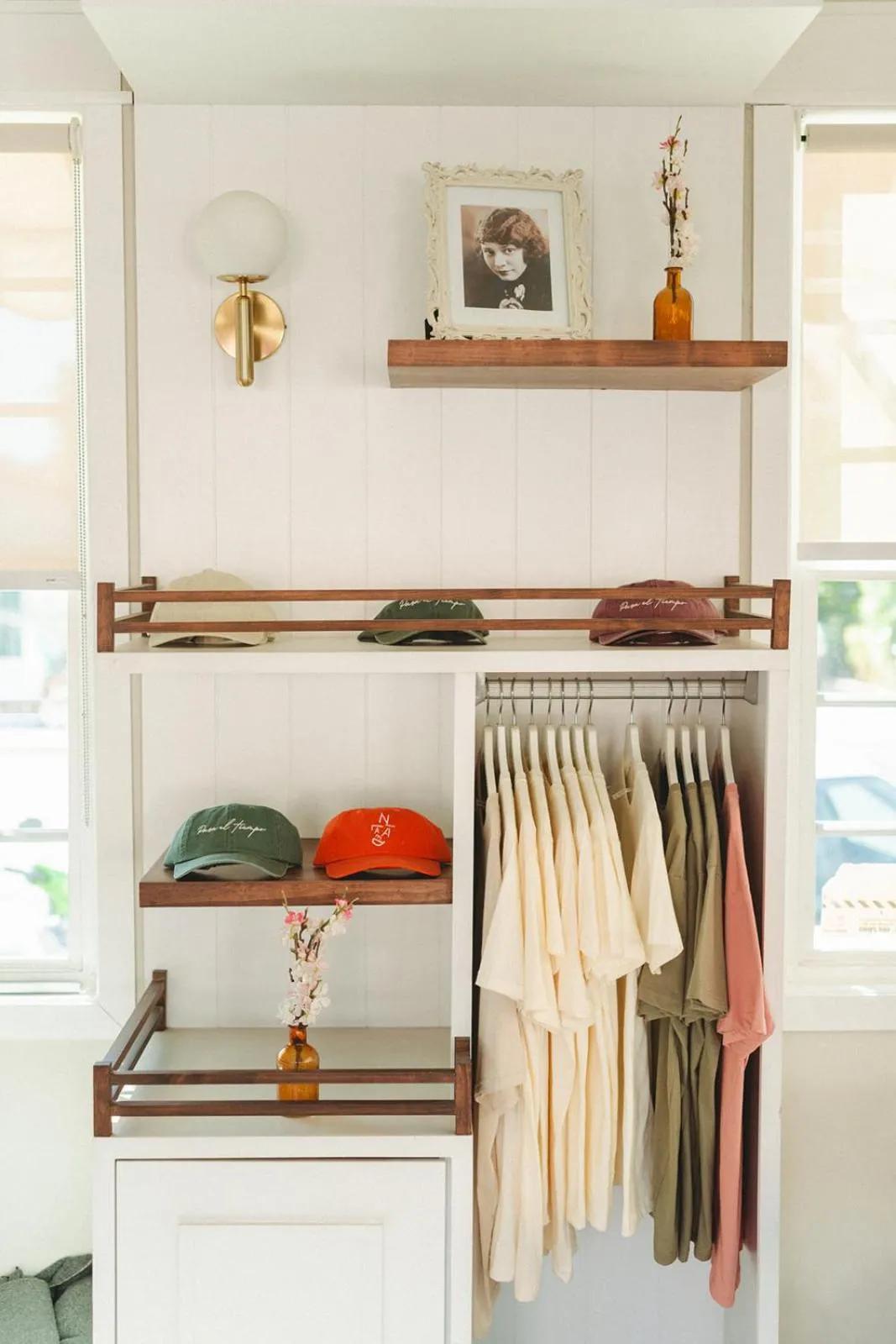 On-site shops in La Villa de Adelina