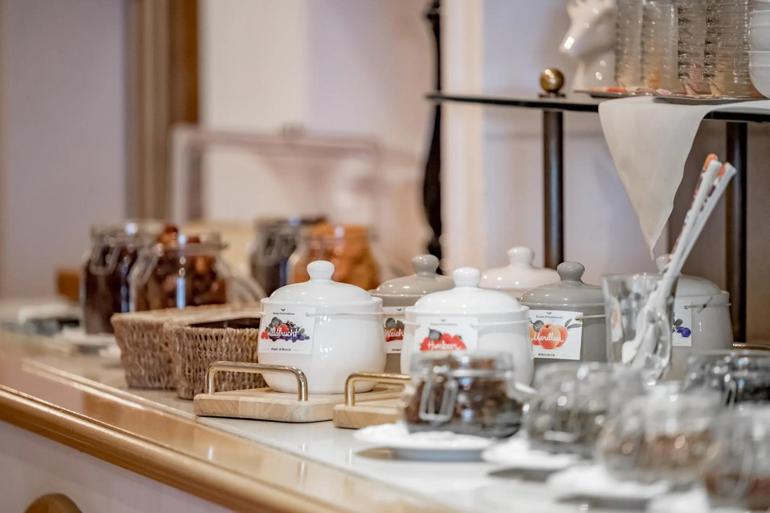 Buffet breakfast in Wellness & Sporthotel Alpenhof