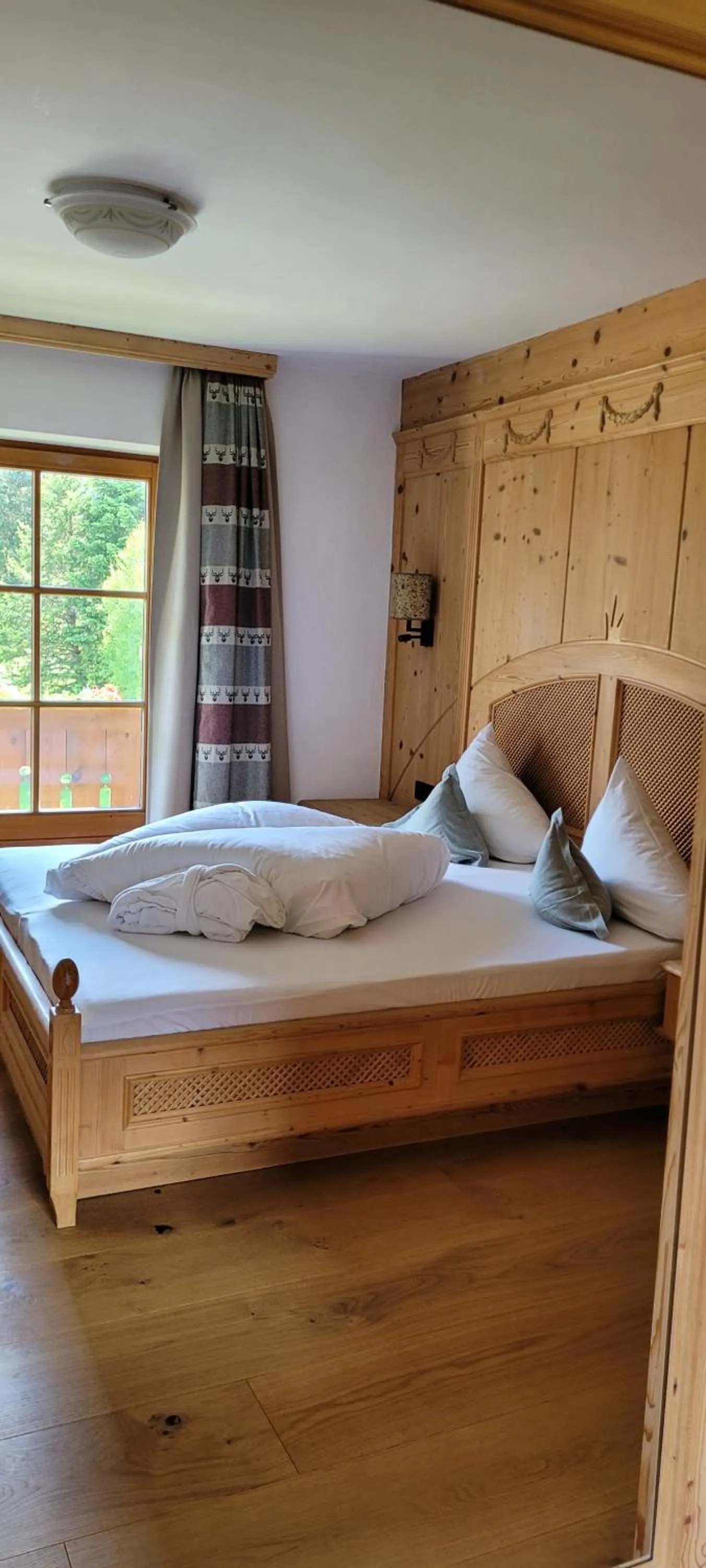 Bed in Wellness & Sporthotel Alpenhof