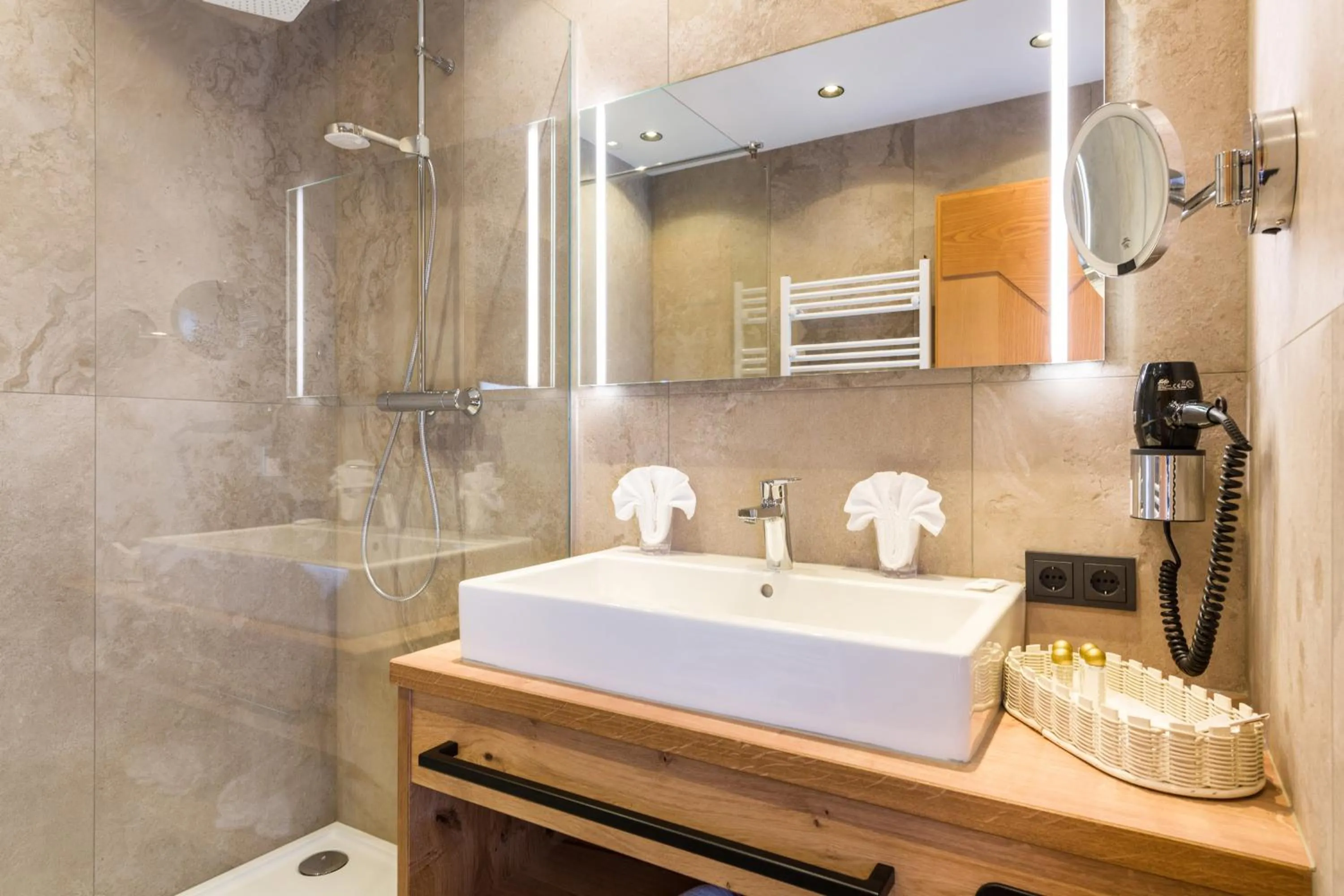 Shower in Wellness & Sporthotel Alpenhof