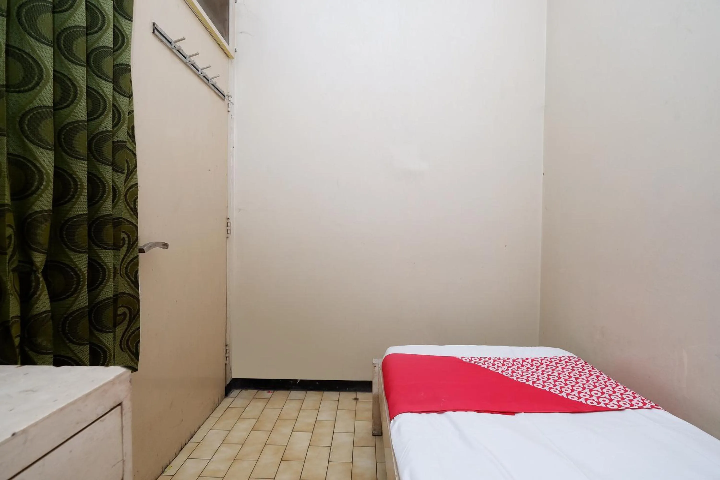 Bedroom in OYO 1843 Cahya Nirwana