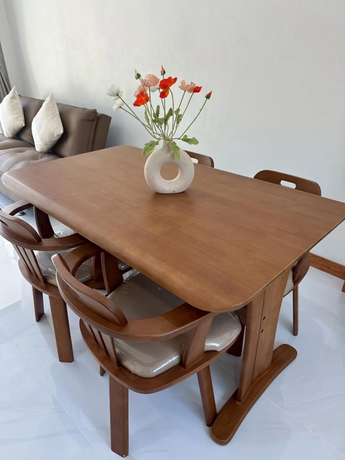 Seating area in Sunsea Resort