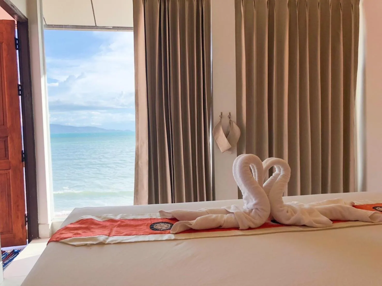 Bed in Sunsea Resort