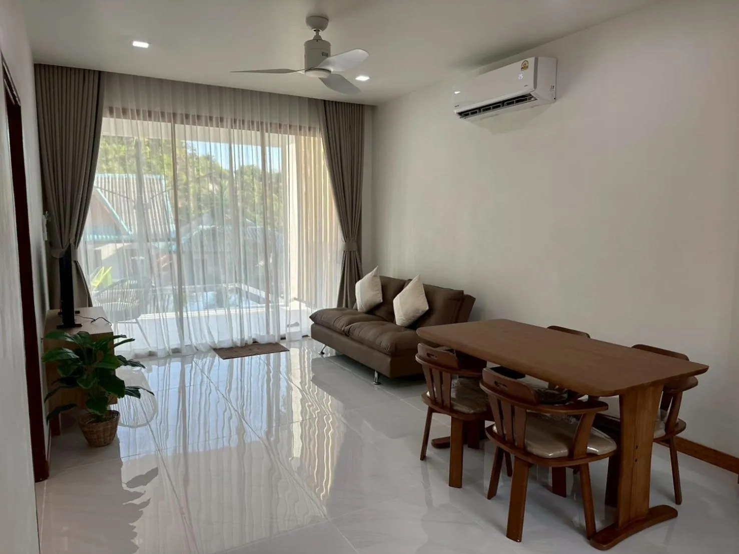 Living room in Sunsea Resort