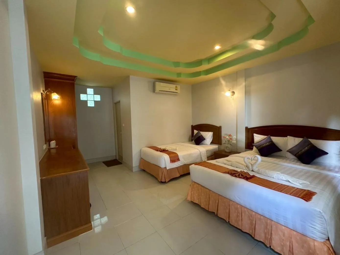 Bed in Sunsea Resort