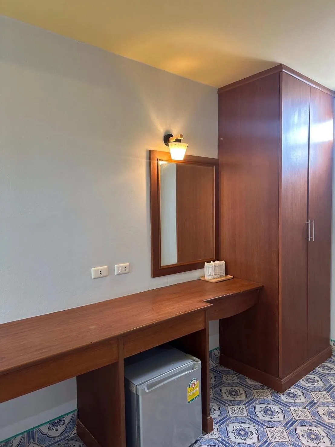 Photo of the whole room in Sunsea Resort