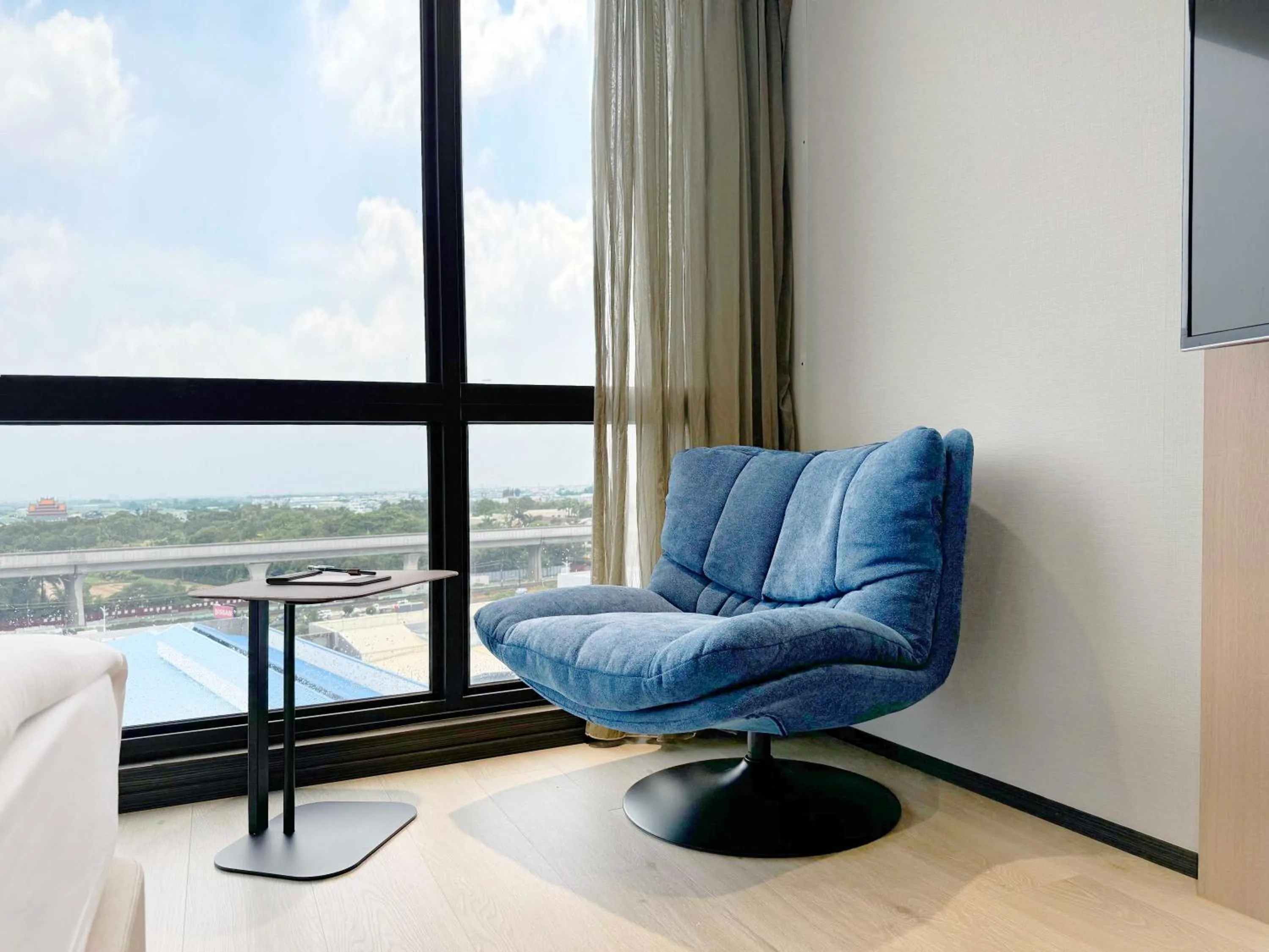 Seating area in Hsin Hotel