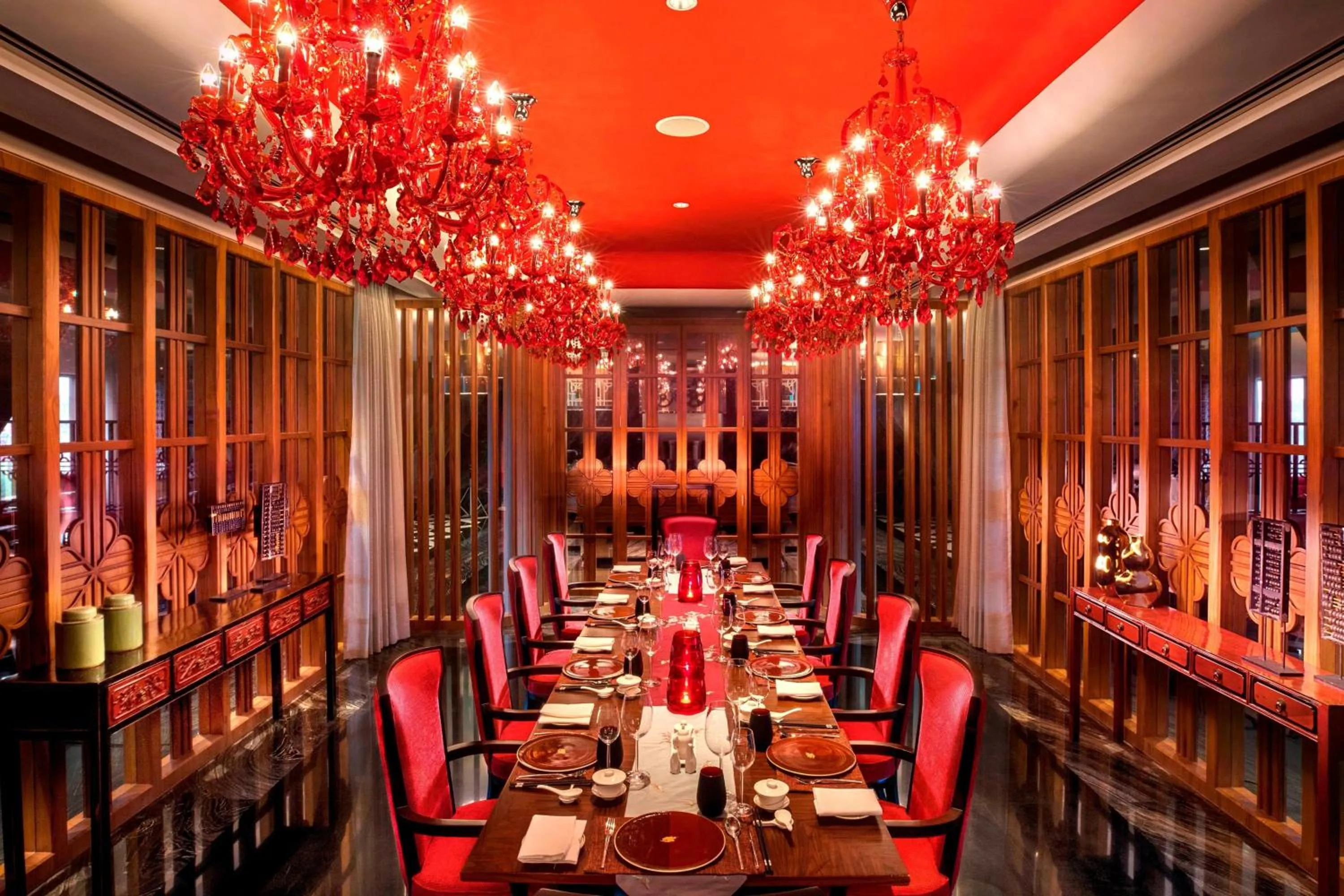 Restaurant/places to eat in ITC Kohenur, a Luxury Collection Hotel, Hyderabad