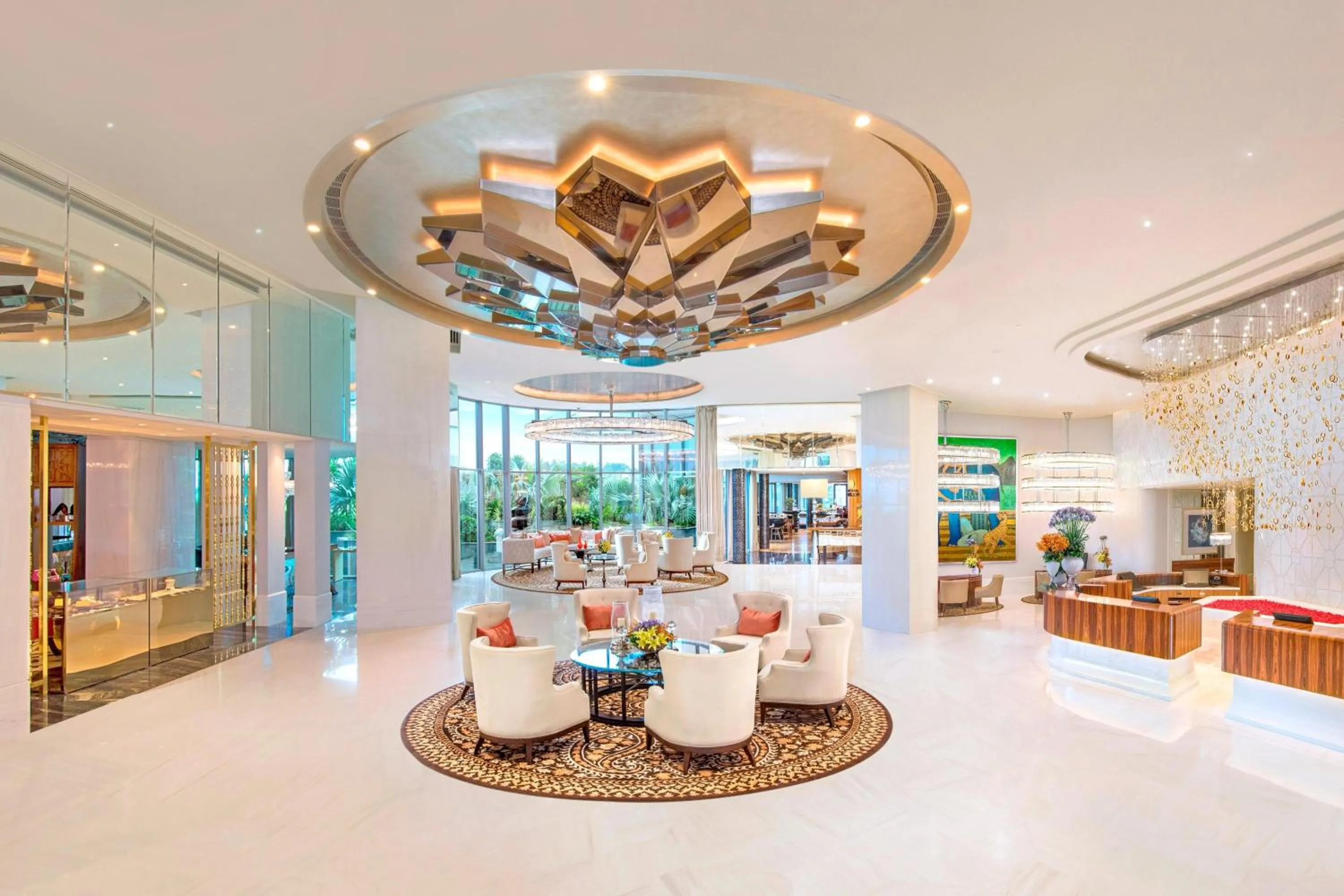 Lobby or reception in ITC Kohenur, a Luxury Collection Hotel, Hyderabad