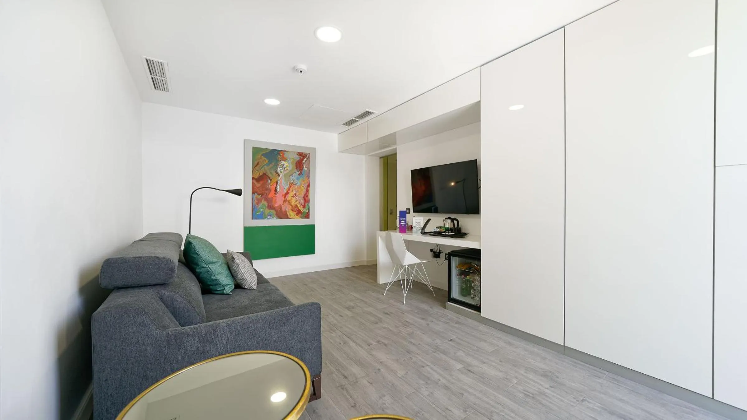 Seven Hotel & Wellness - Gay Men Only