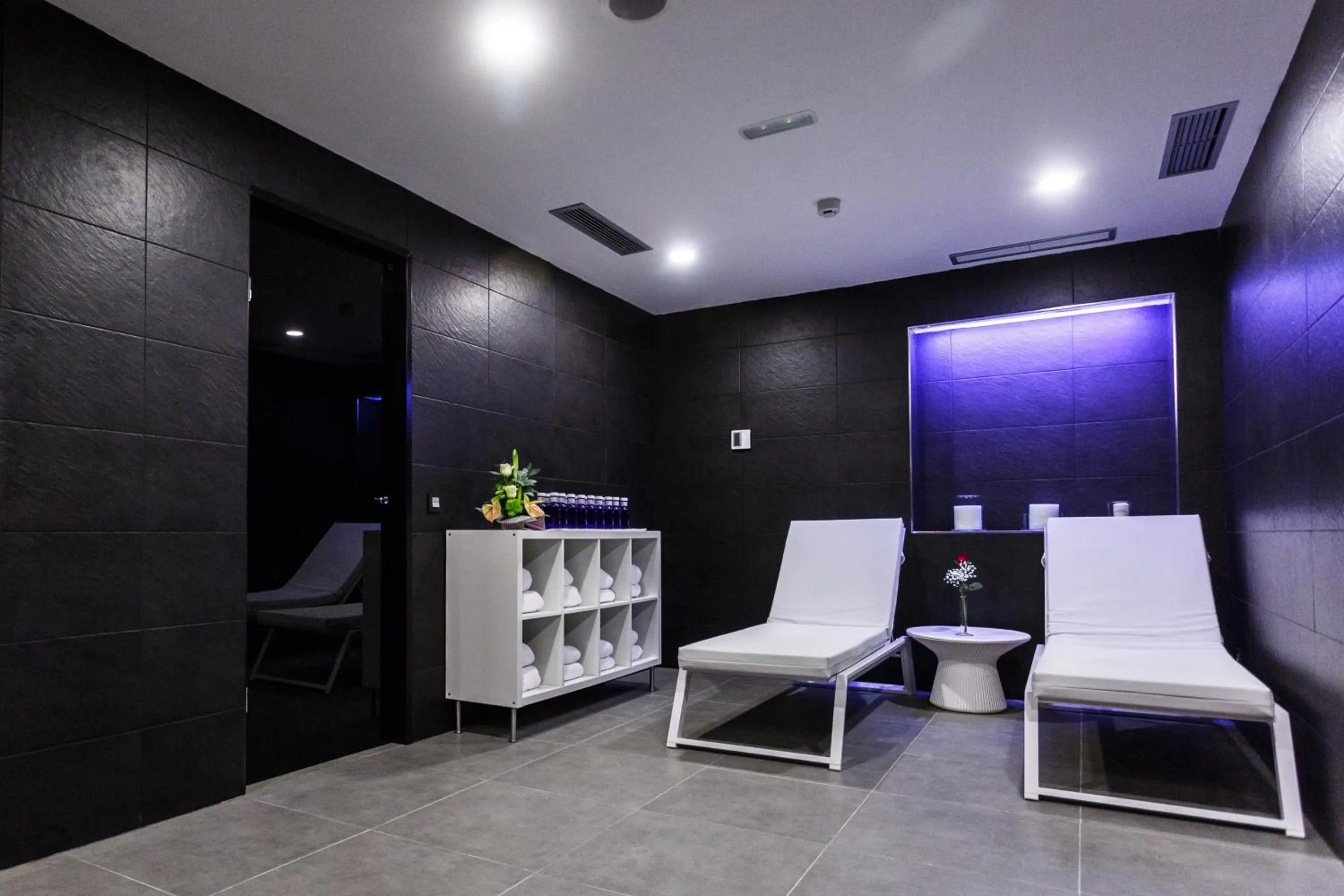 Massage in Seven Hotel & Wellness - Gay Men Only