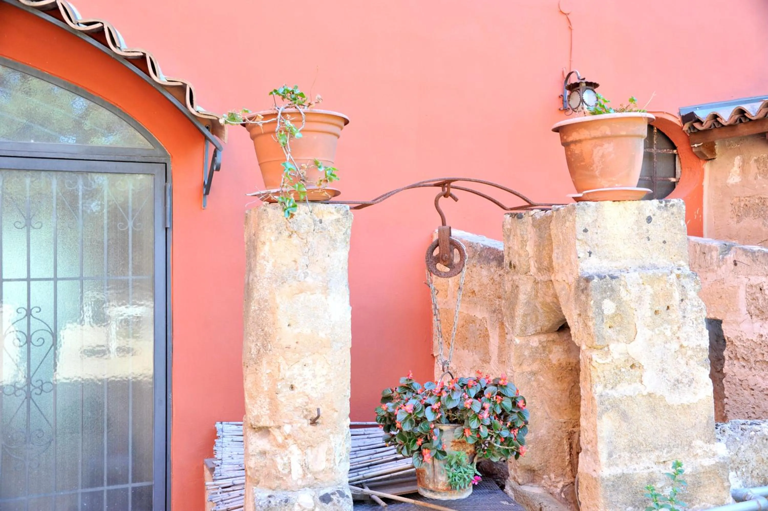 Decorative detail in Agriturismo Santa Chiara