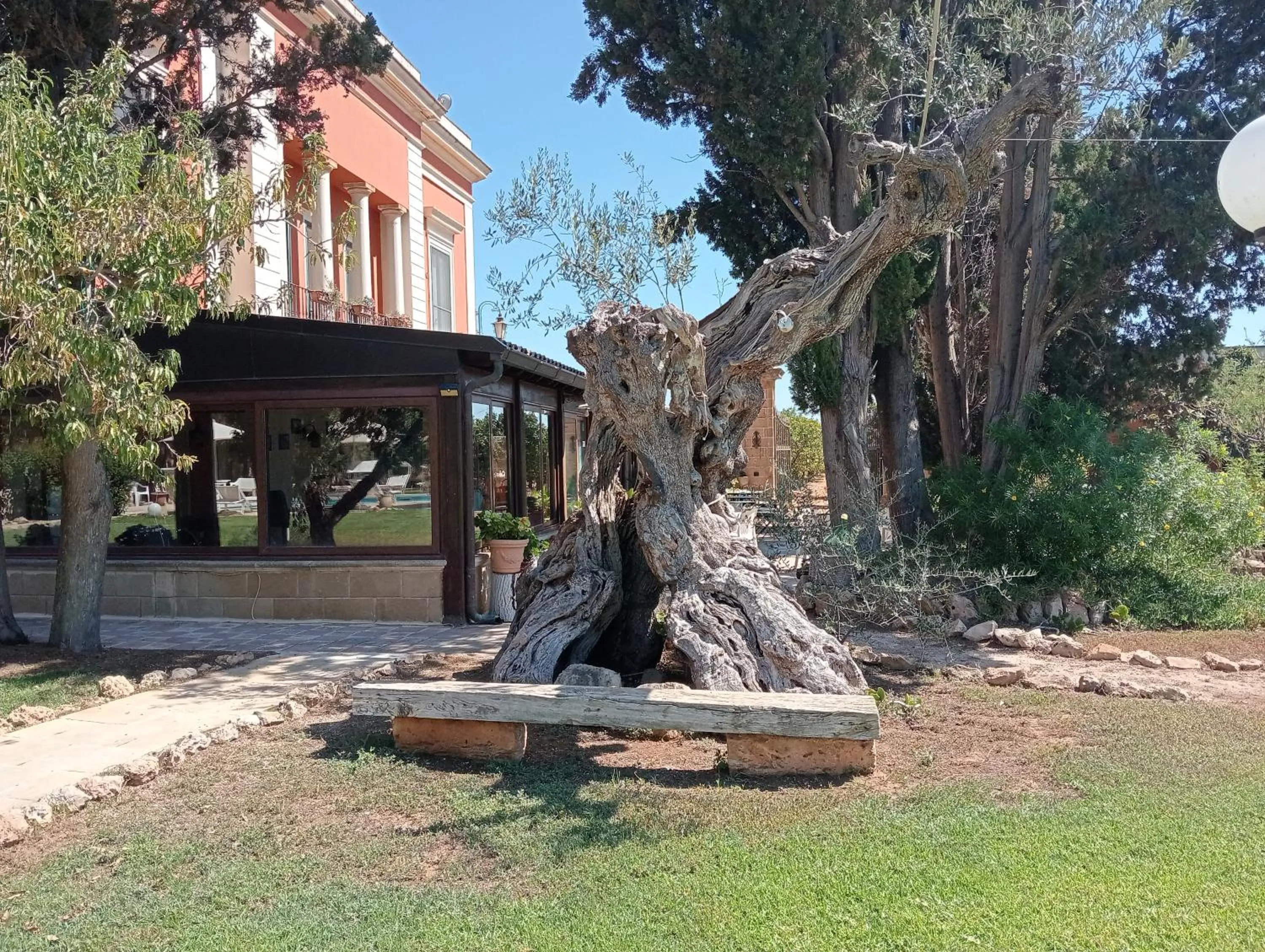 Garden view in Agriturismo Santa Chiara