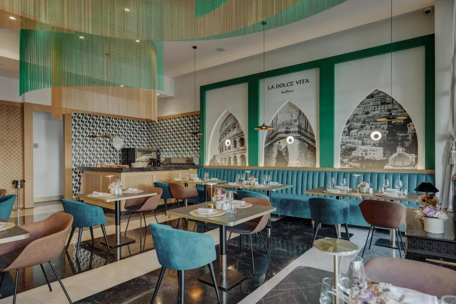 Restaurant/places to eat in Barceló Fès Medina