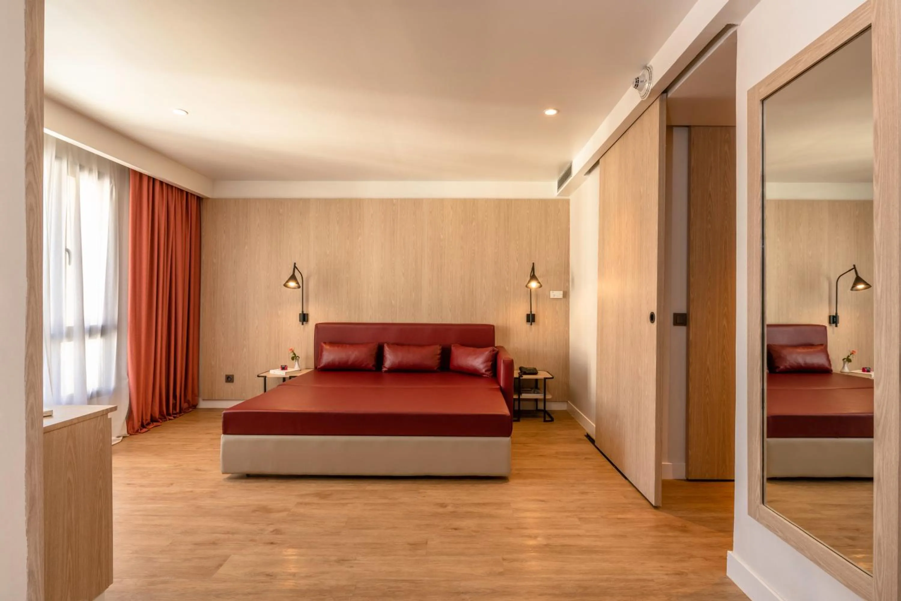 Photo of the whole room, Bed in Barceló Fès Medina