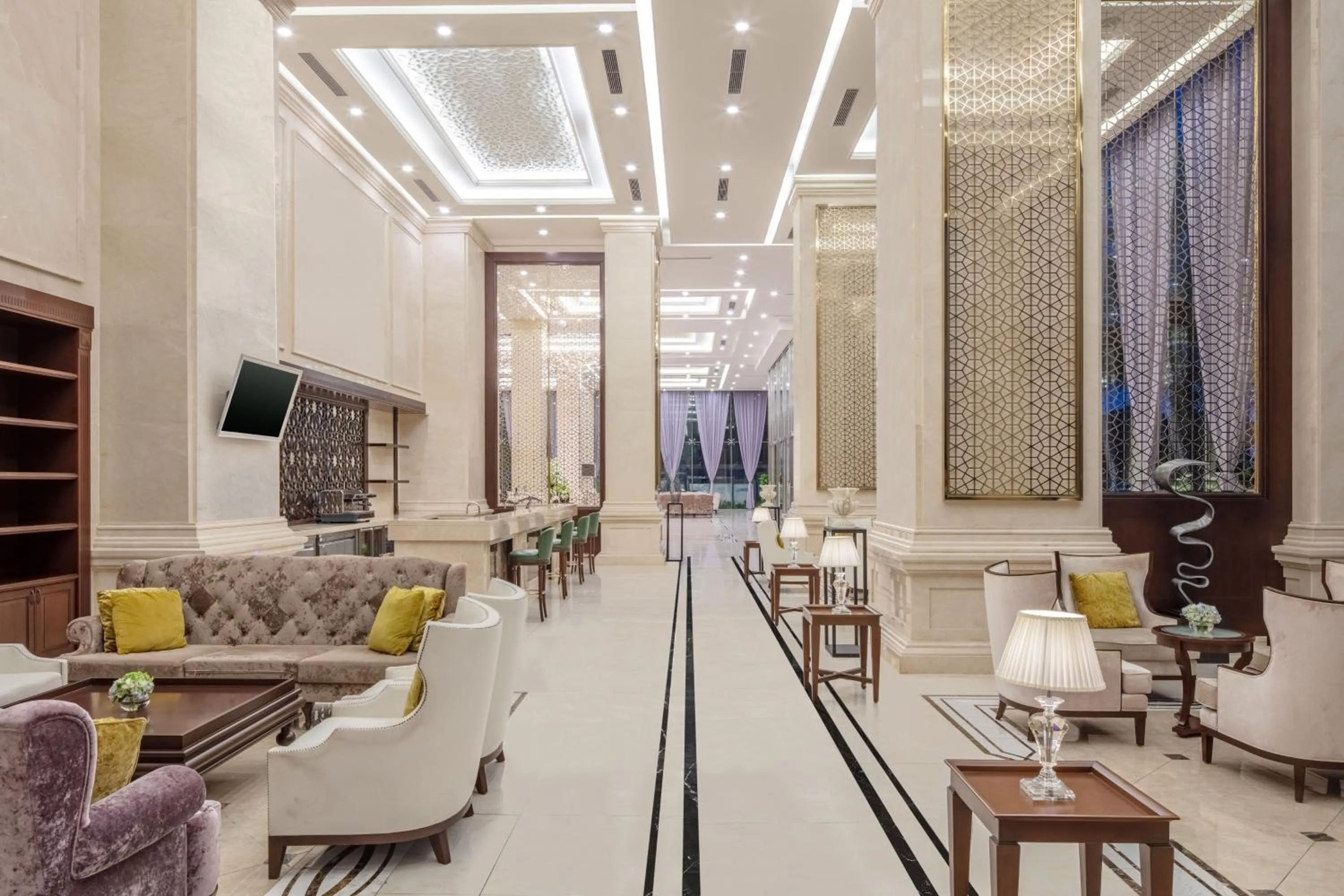 Lounge or bar in Meliá Vinpearl Danang Riverfront