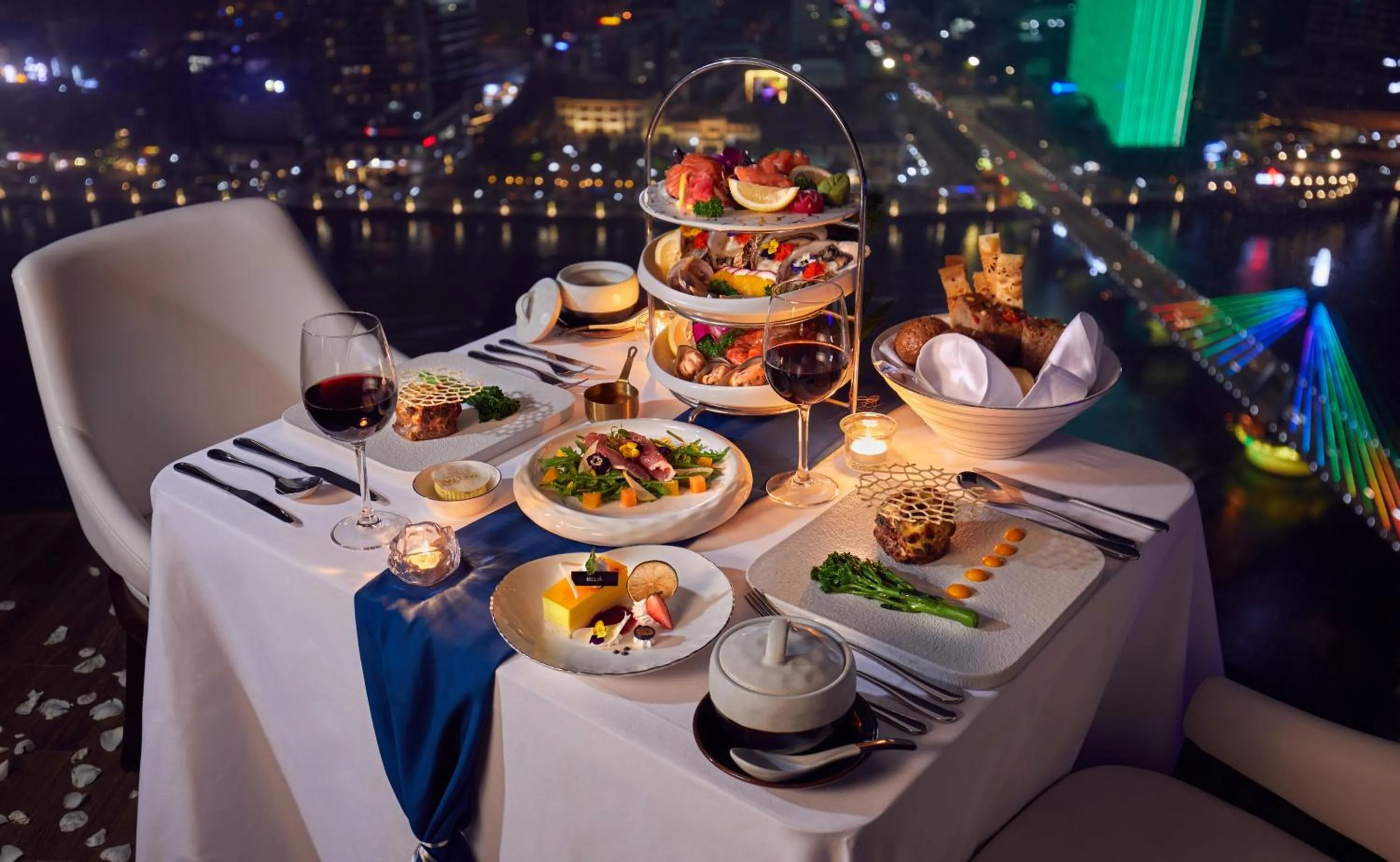 Dinner in Meliá Vinpearl Danang Riverfront
