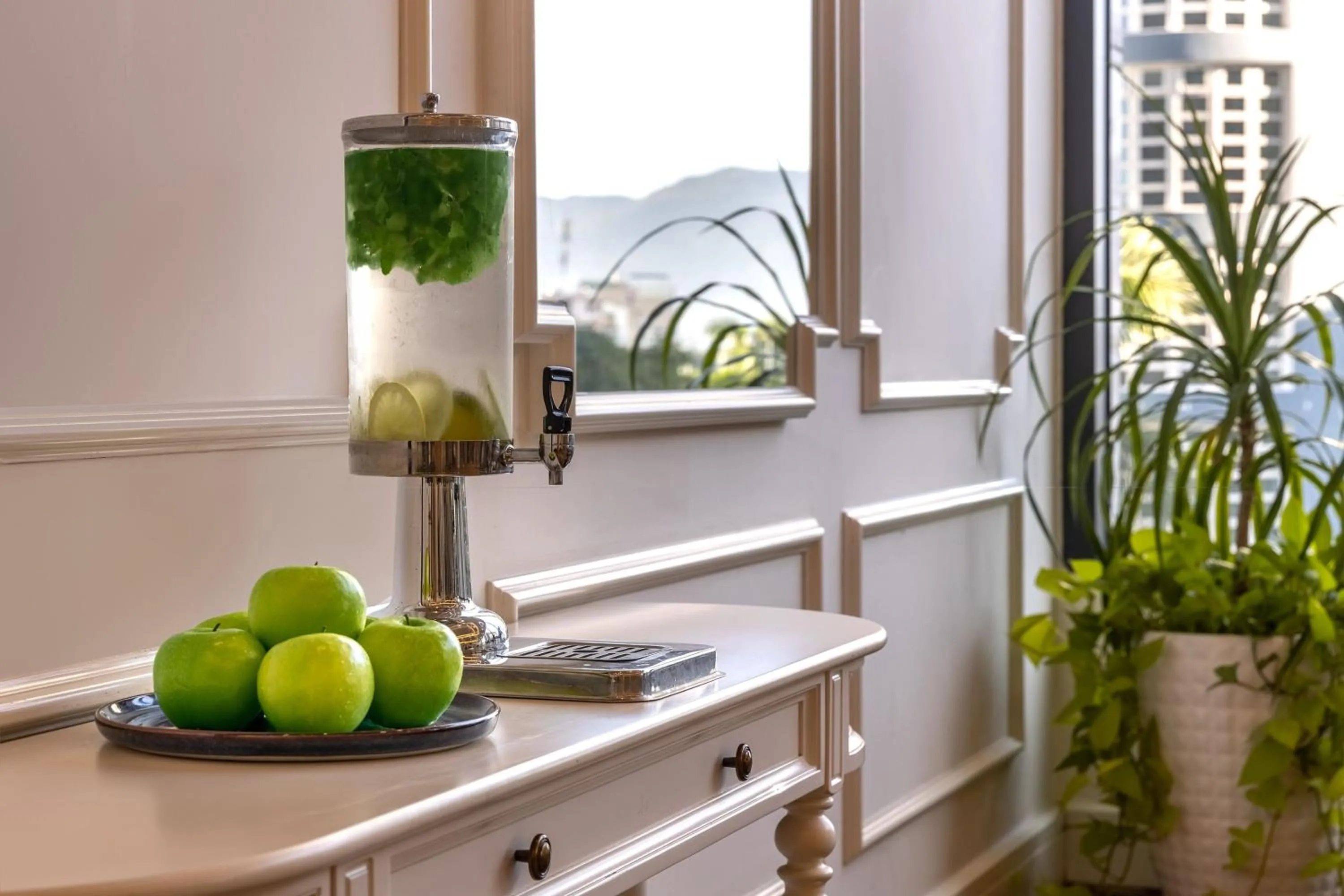 Food in Meliá Vinpearl Danang Riverfront