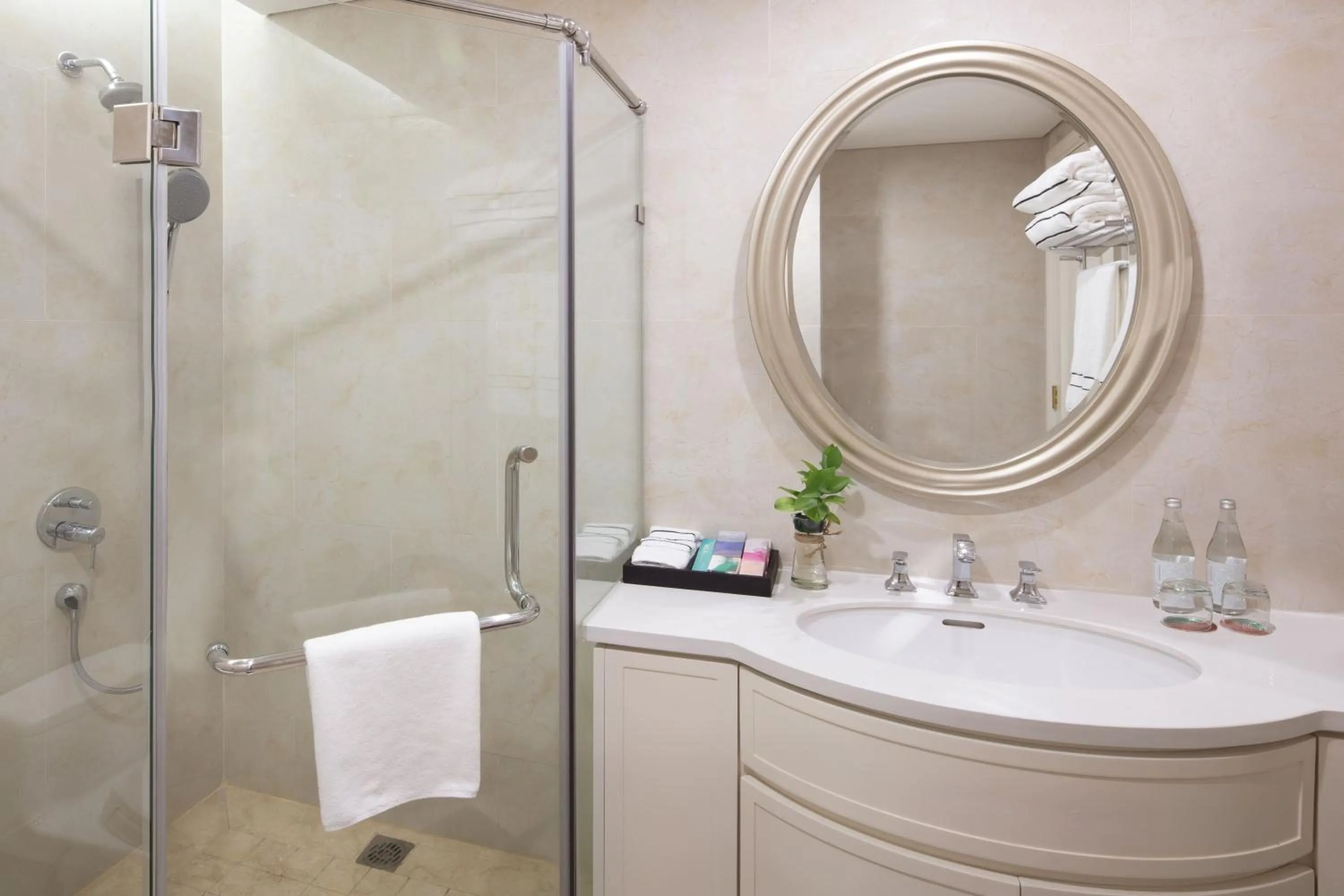Bathroom in Meliá Vinpearl Danang Riverfront