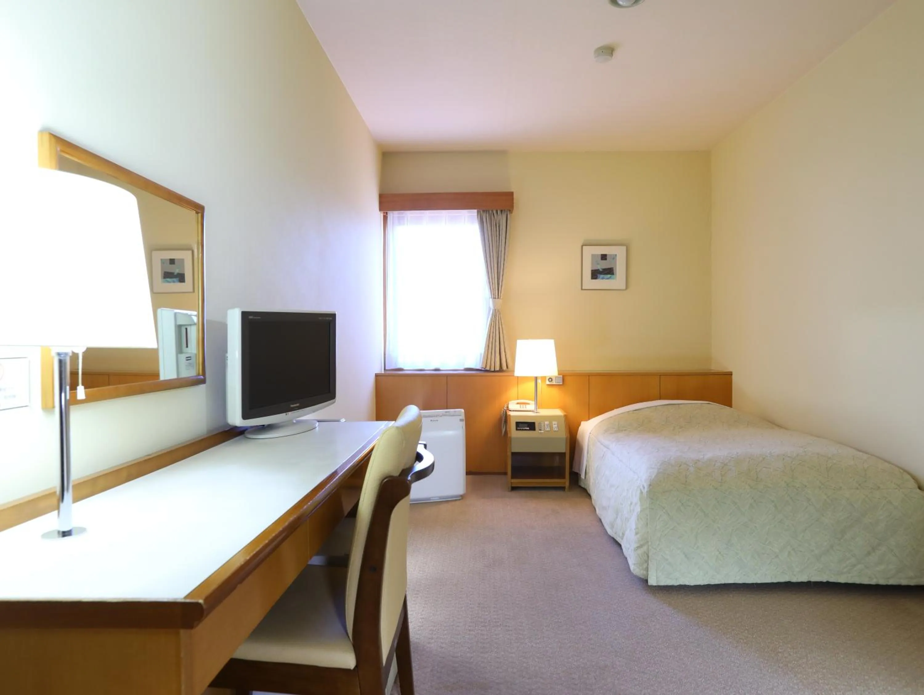 Photo of the whole room, Bed in Asahikan