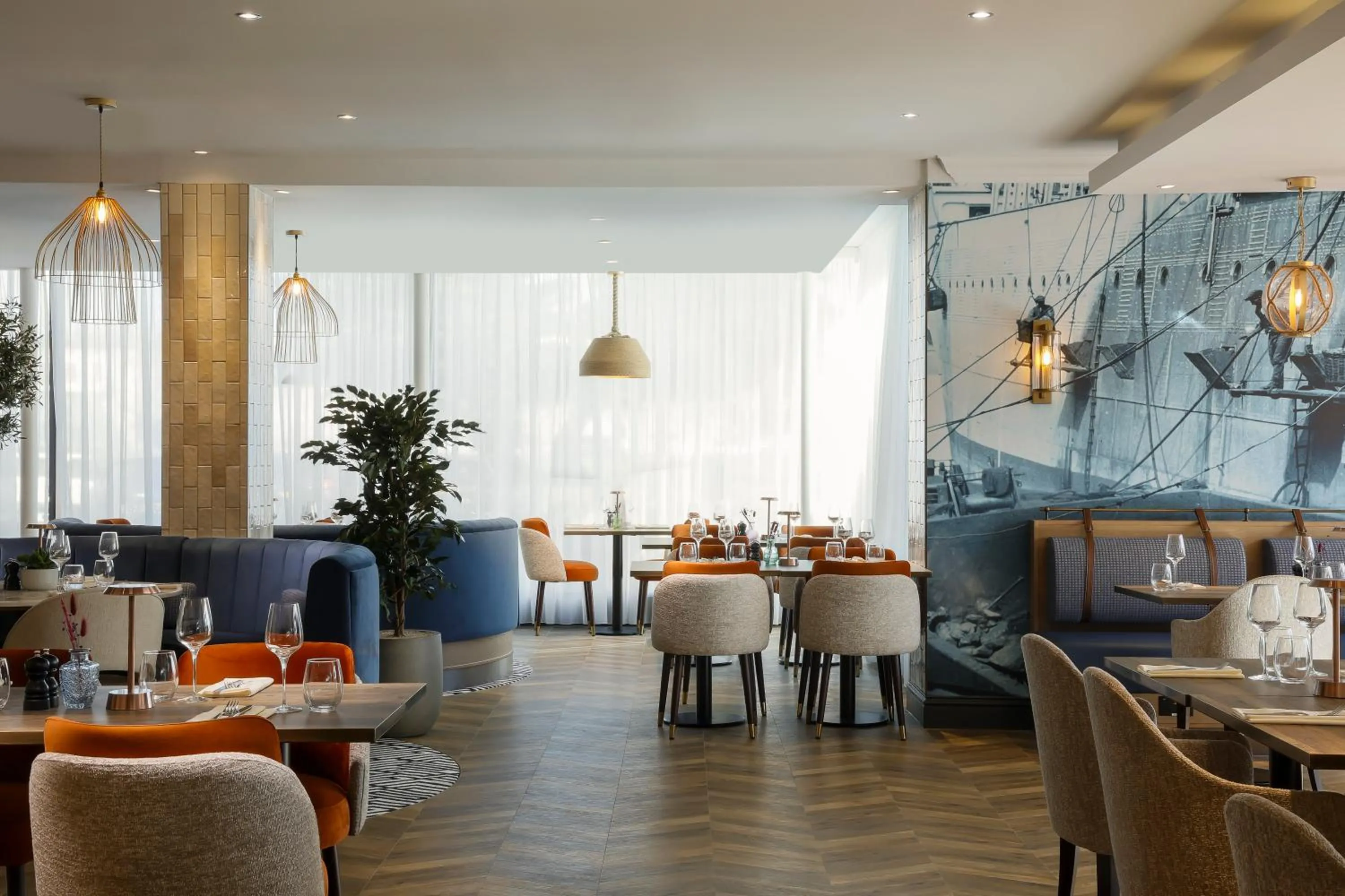 Restaurant/places to eat in voco Southampton by IHG