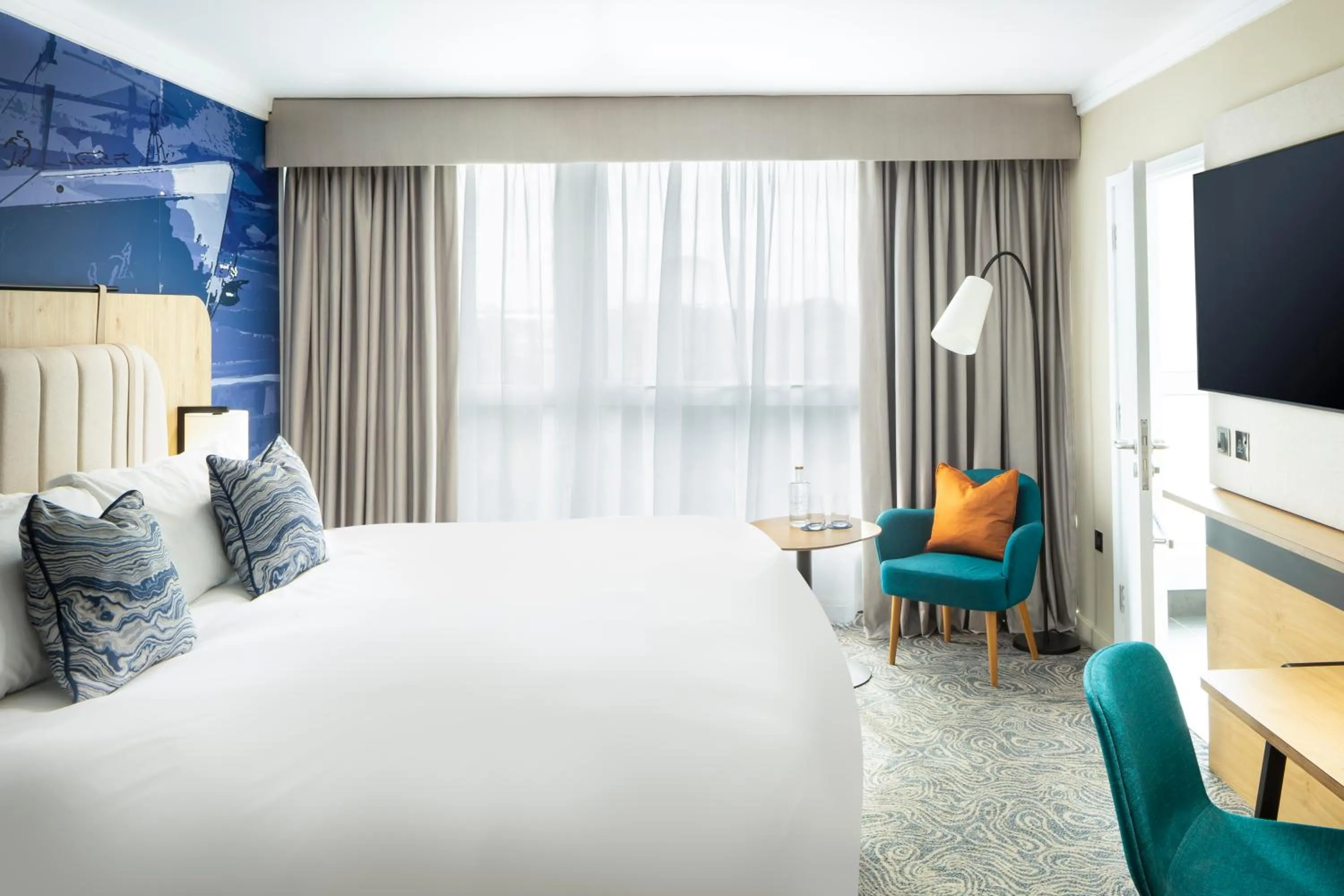 Bed in voco Southampton by IHG