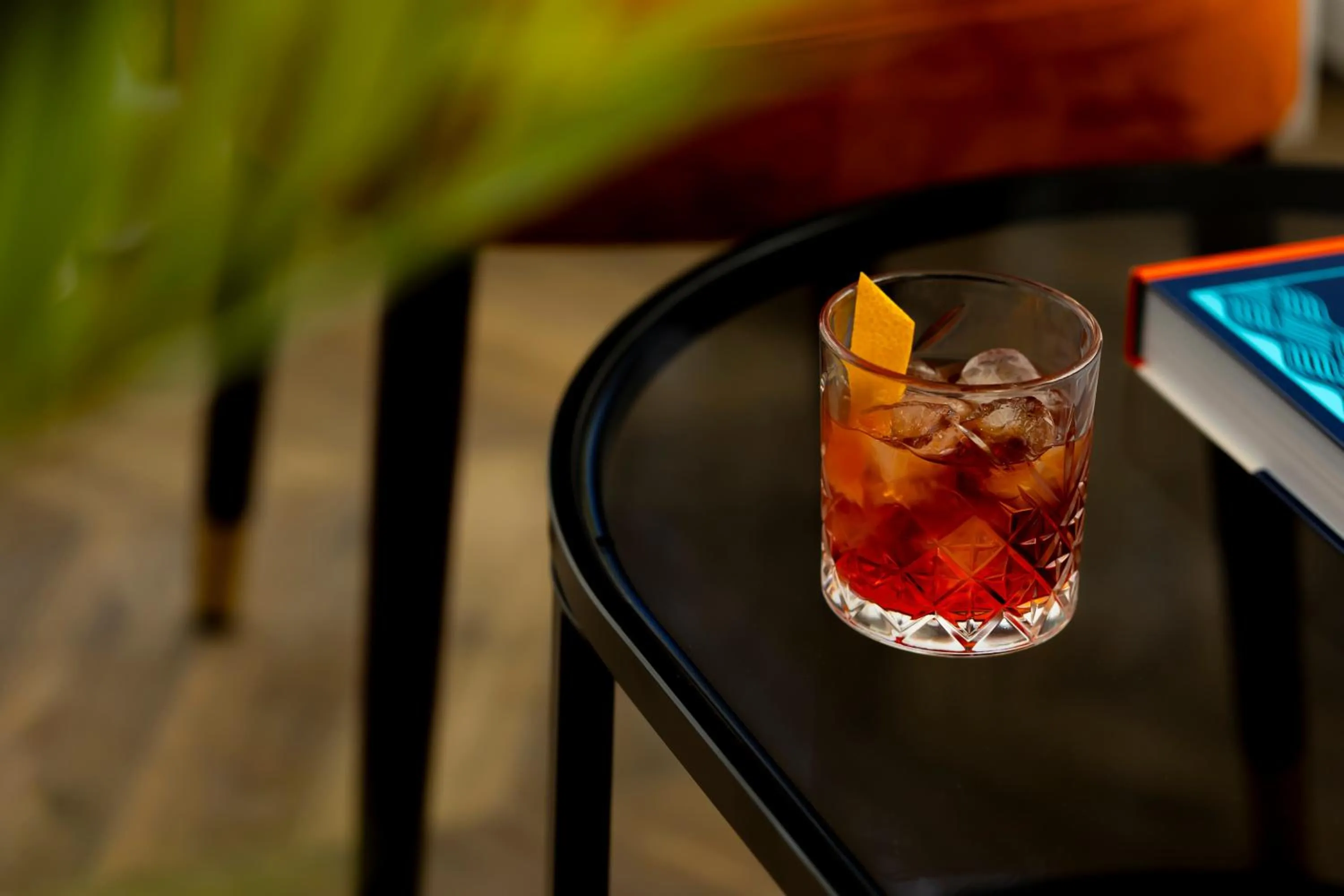 Lounge or bar in voco Southampton by IHG