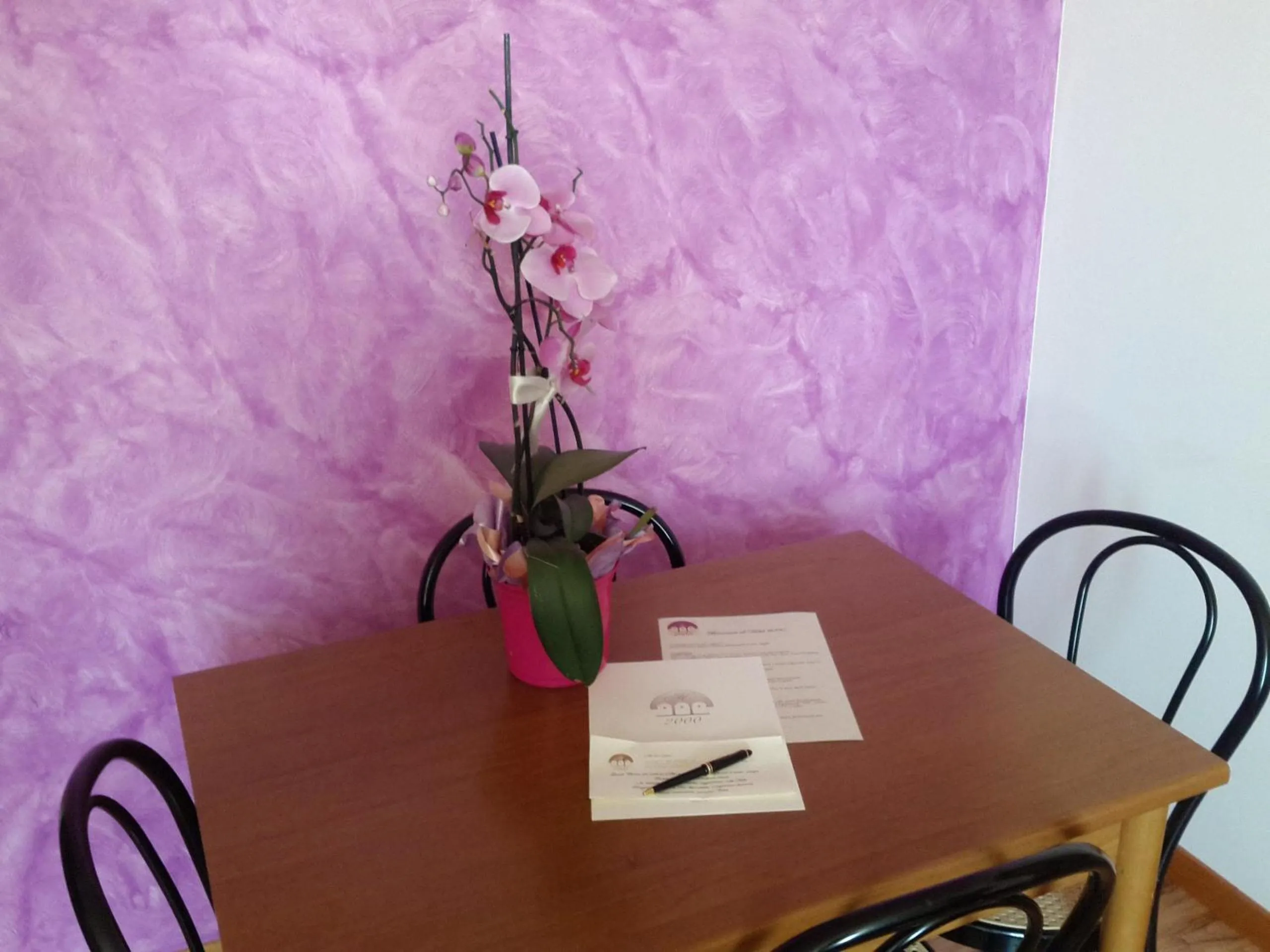 Kitchen or kitchenette in Hotel 2000